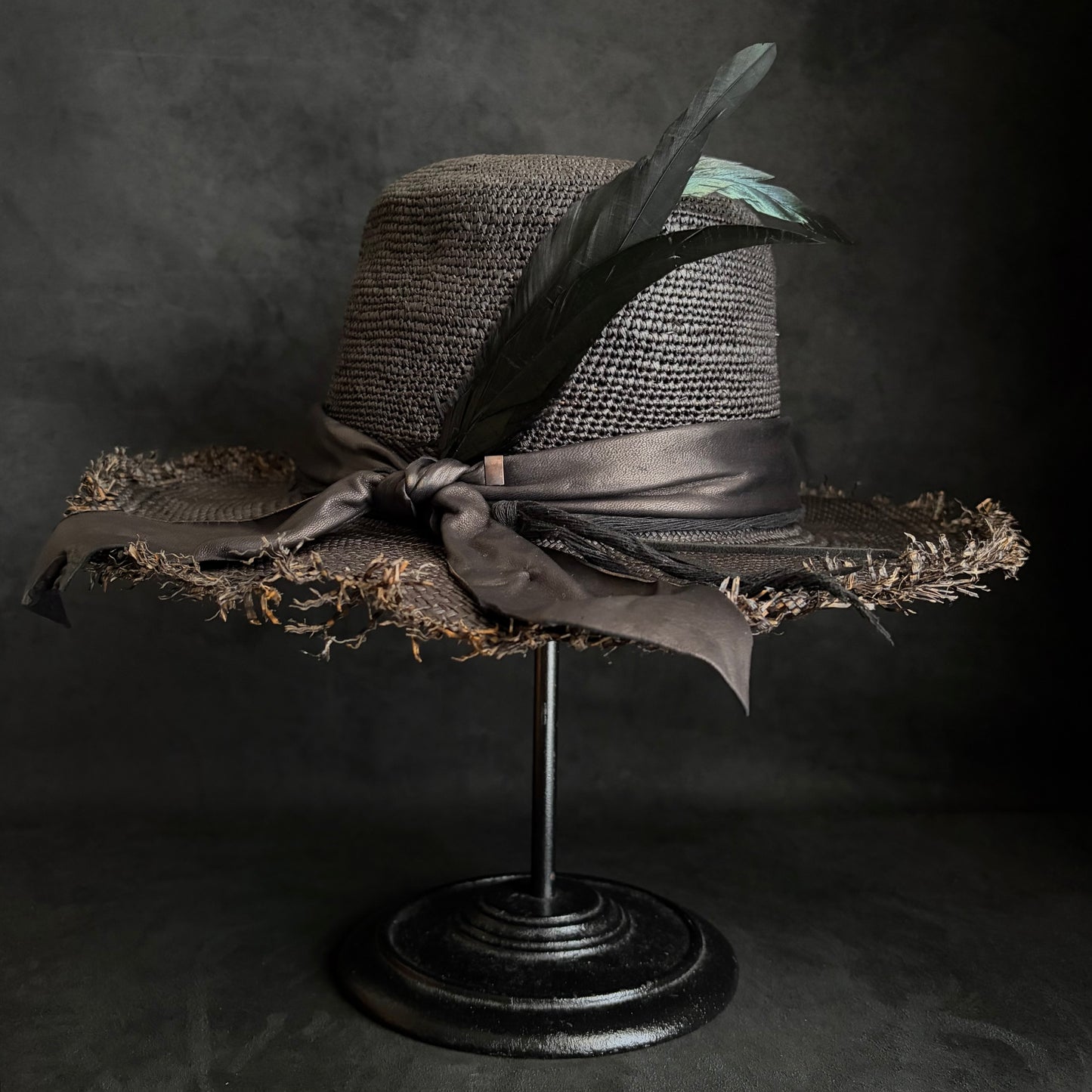 Bad feather rough panama hat