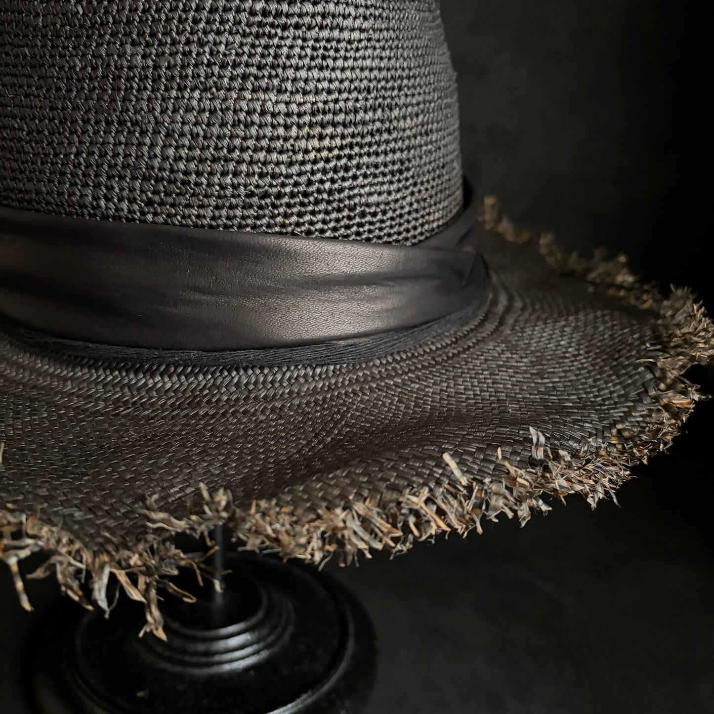 Bad feather rough panama hat