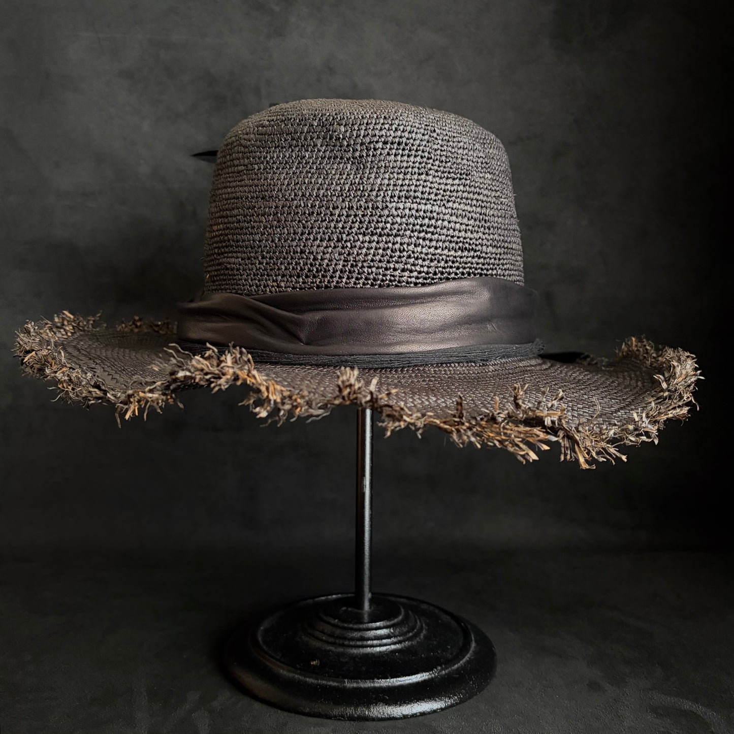 Bad feather rough panama hat