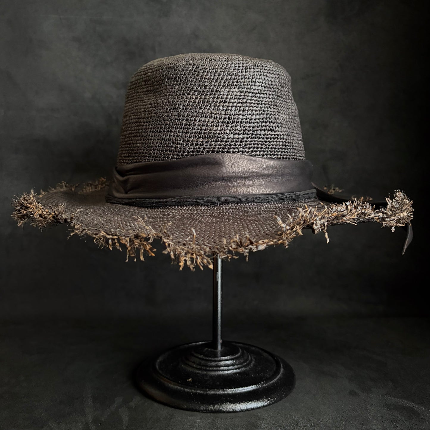 Bad feather rough panama hat