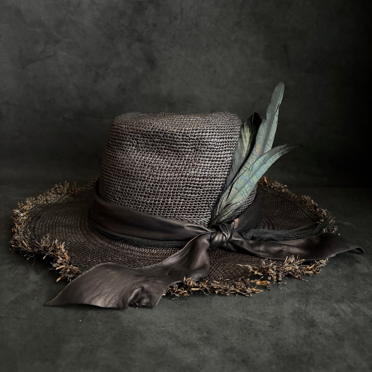 Bad feather rough panama hat