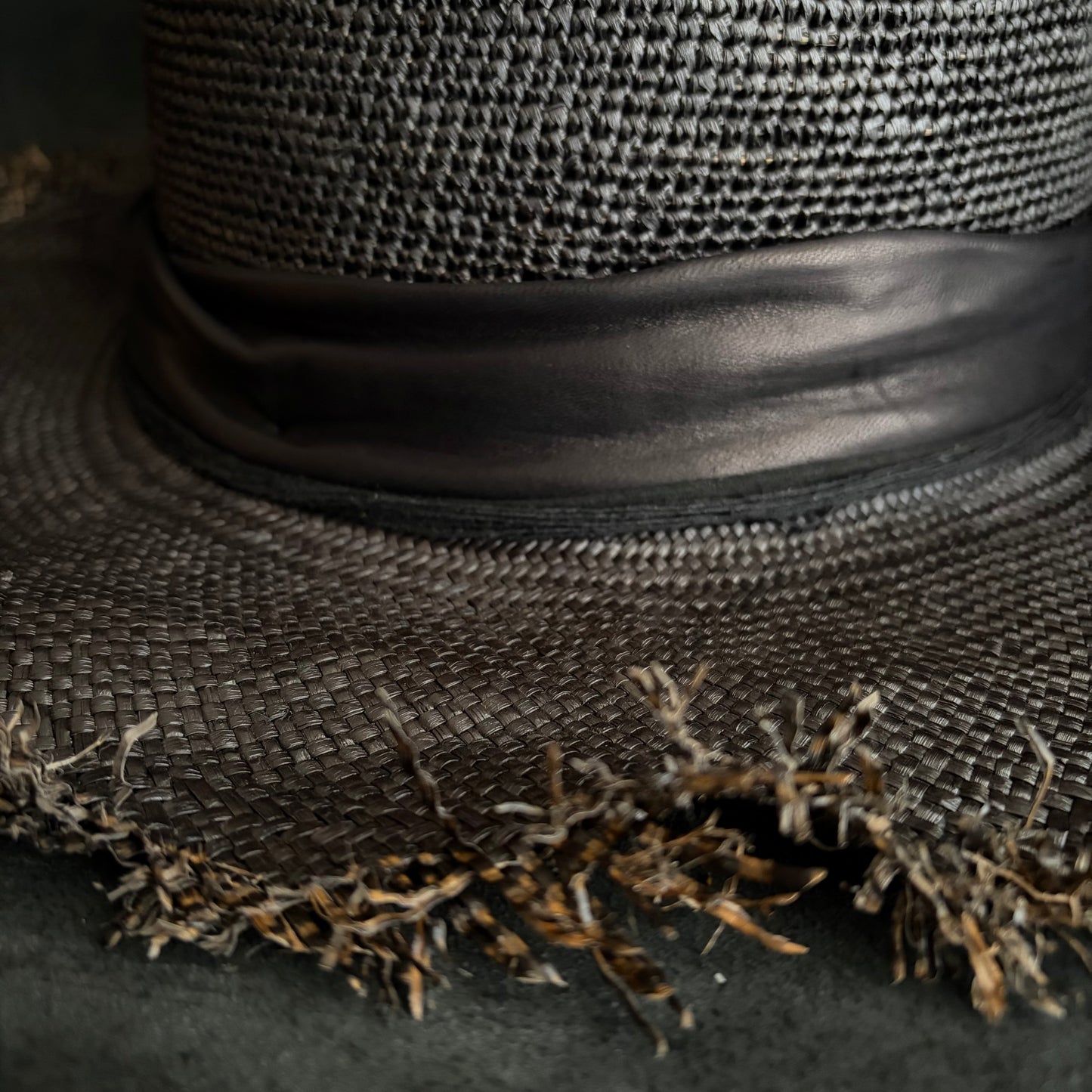 Bad feather rough panama hat