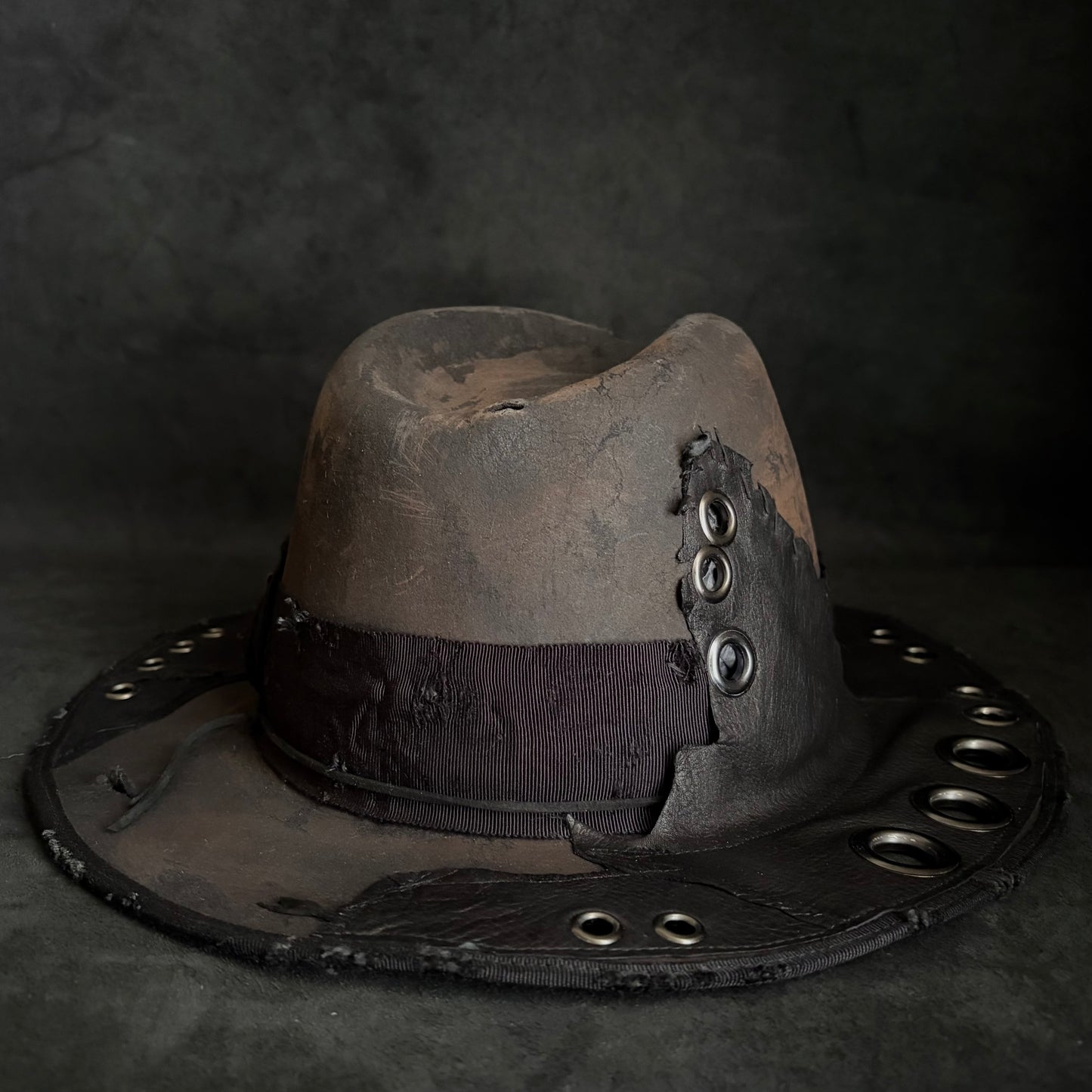 [ Takamiya Shohei × triangles hat ] Charcoal industrial decadence fedora hat
