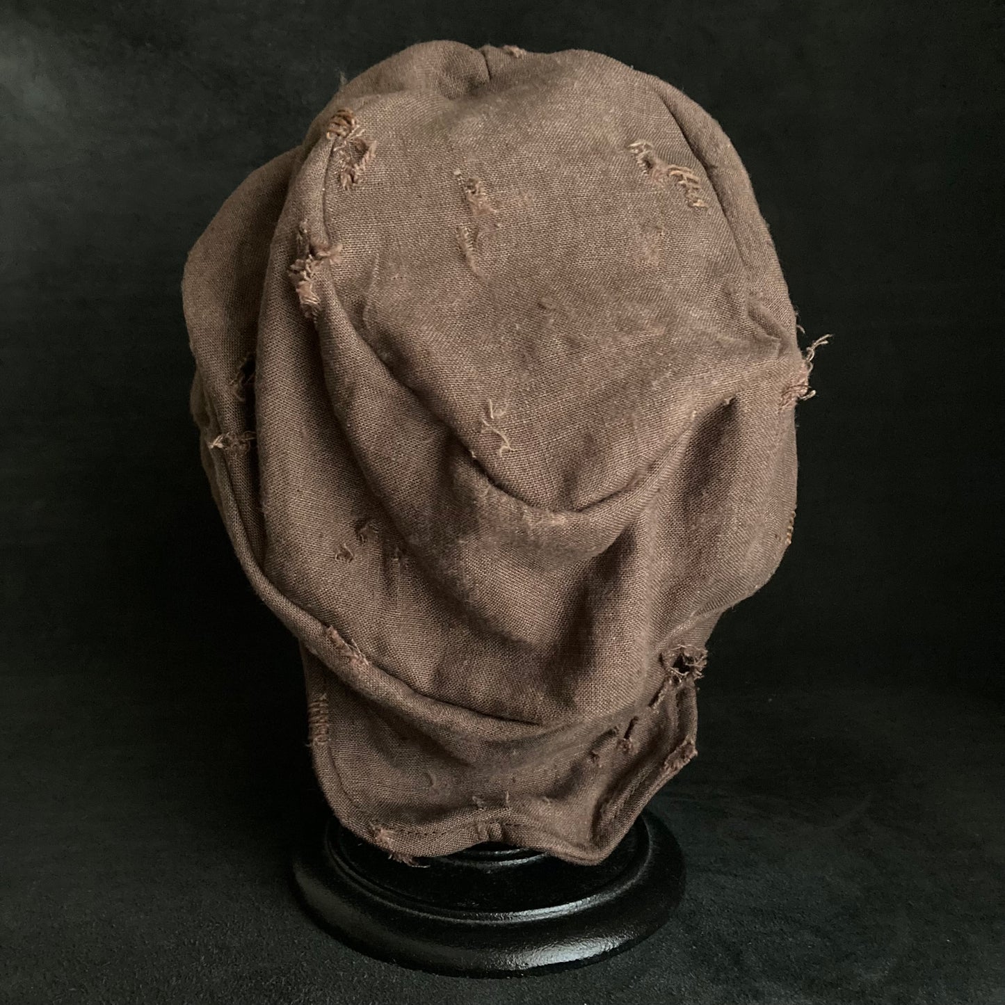 Brown linen damage turn cap