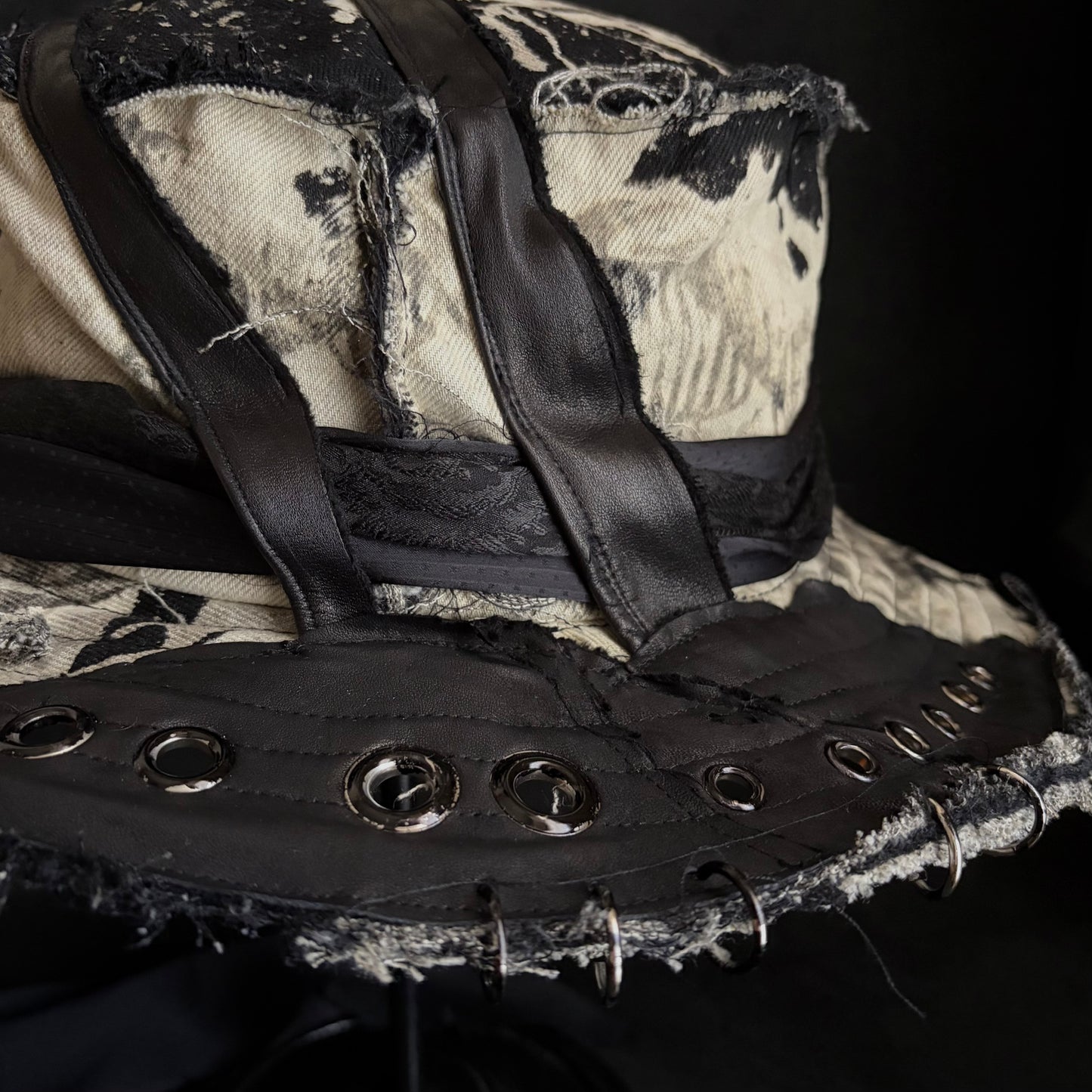 [ Takamiya Shohei × triangles hat ] Destroy skeleton denim bucket hat
