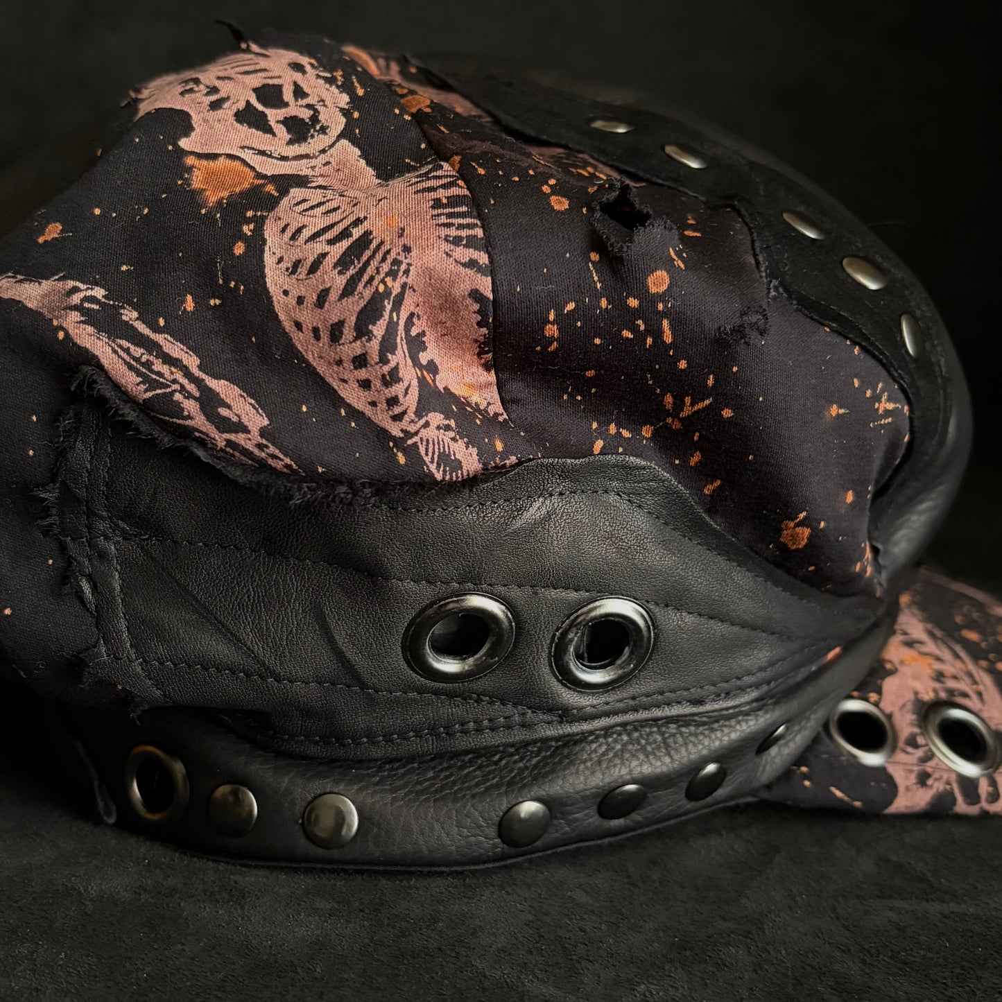 [ Takamiya Shohei × triangles hat ] Bone rock mix leather casquette
