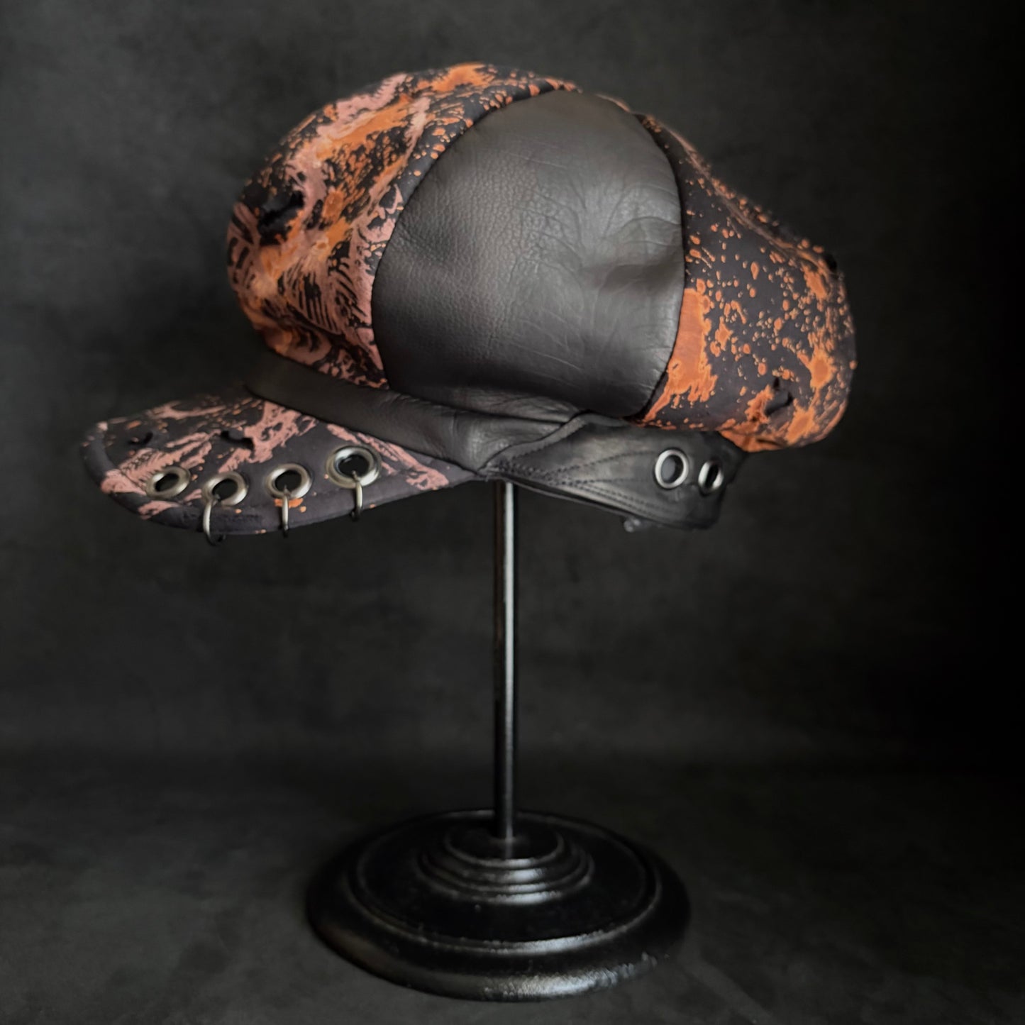 [ Takamiya Shohei × triangles hat ] Bone rock mix leather casquette