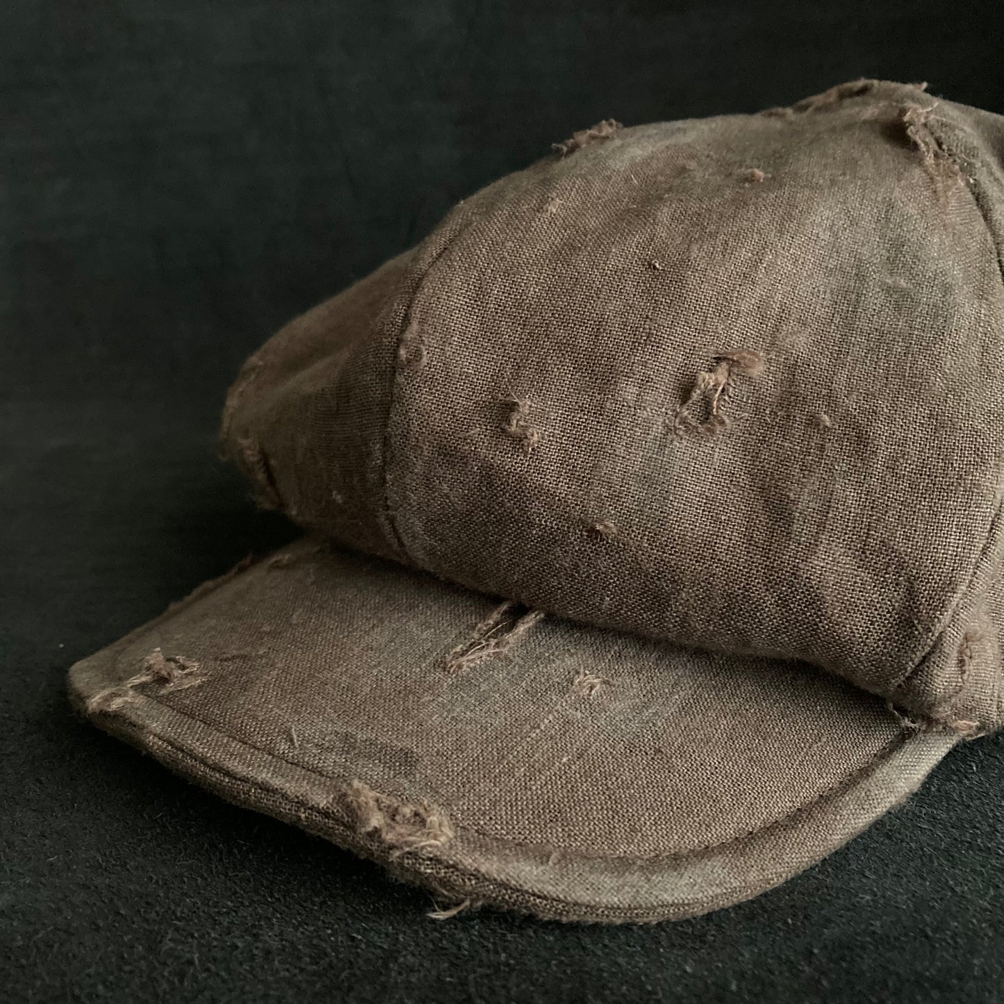 Big volume brown linen damage  casquette (brim core)