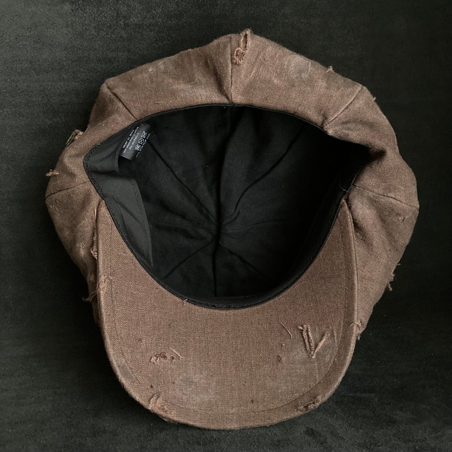 Big volume brown linen damage  casquette (brim core)