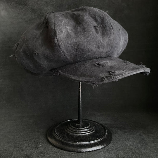 Big volume black linen damage  casquette (brim core)