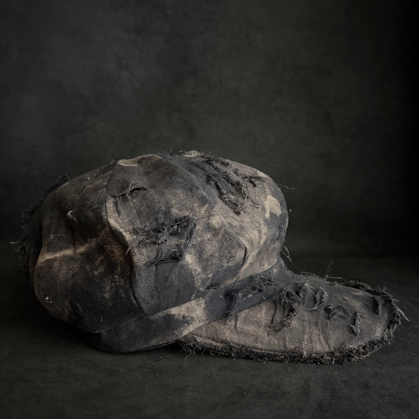 Hard damage bleach denim casquette