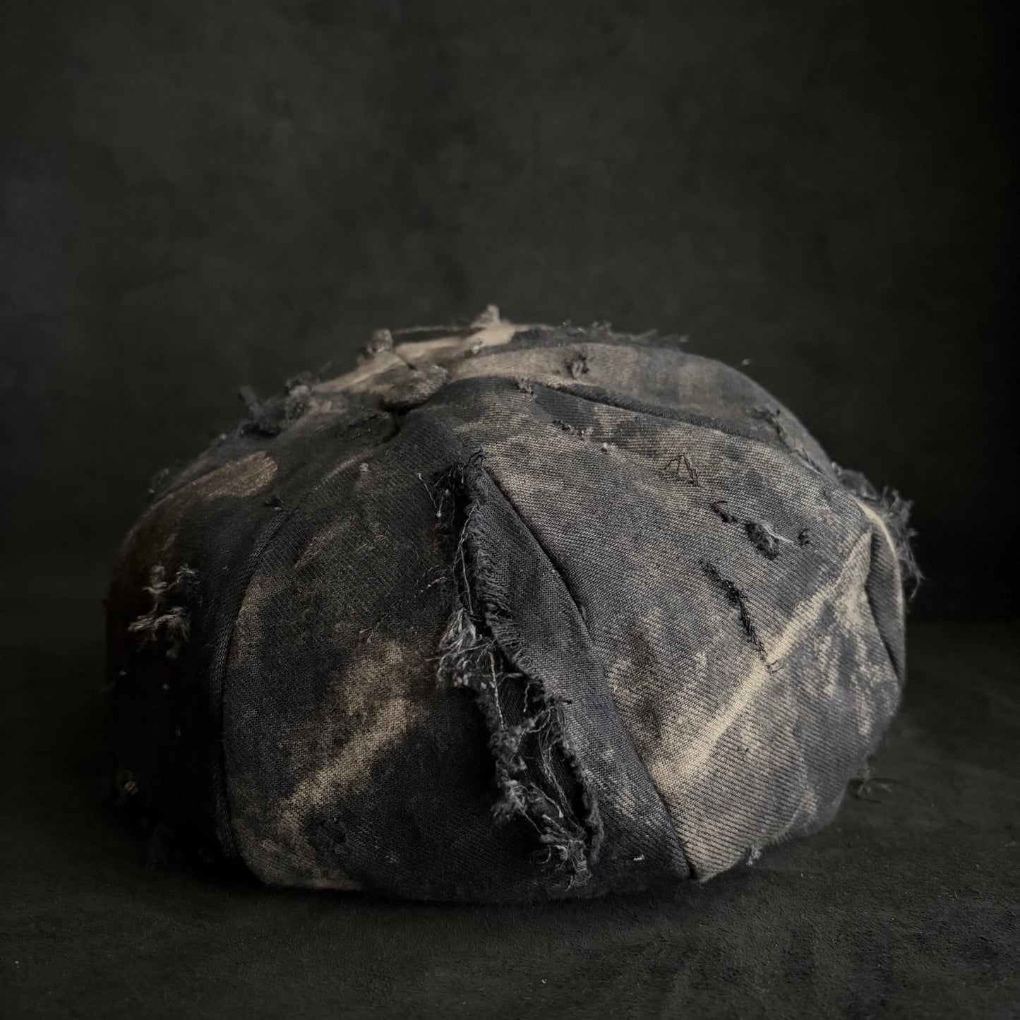 Hard damage bleach denim casquette