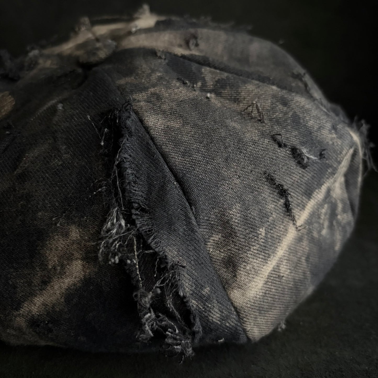 Hard damage bleach denim casquette
