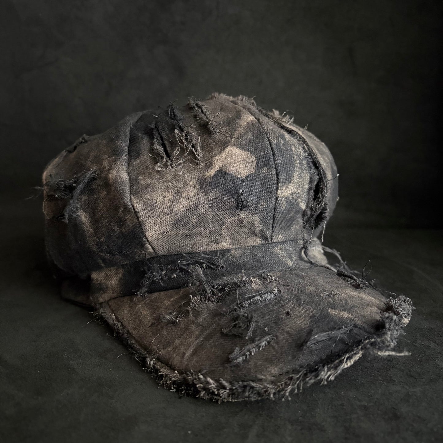 Hard damage bleach denim casquette