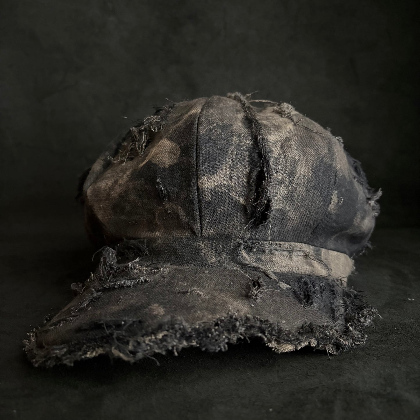 Hard damage bleach denim casquette