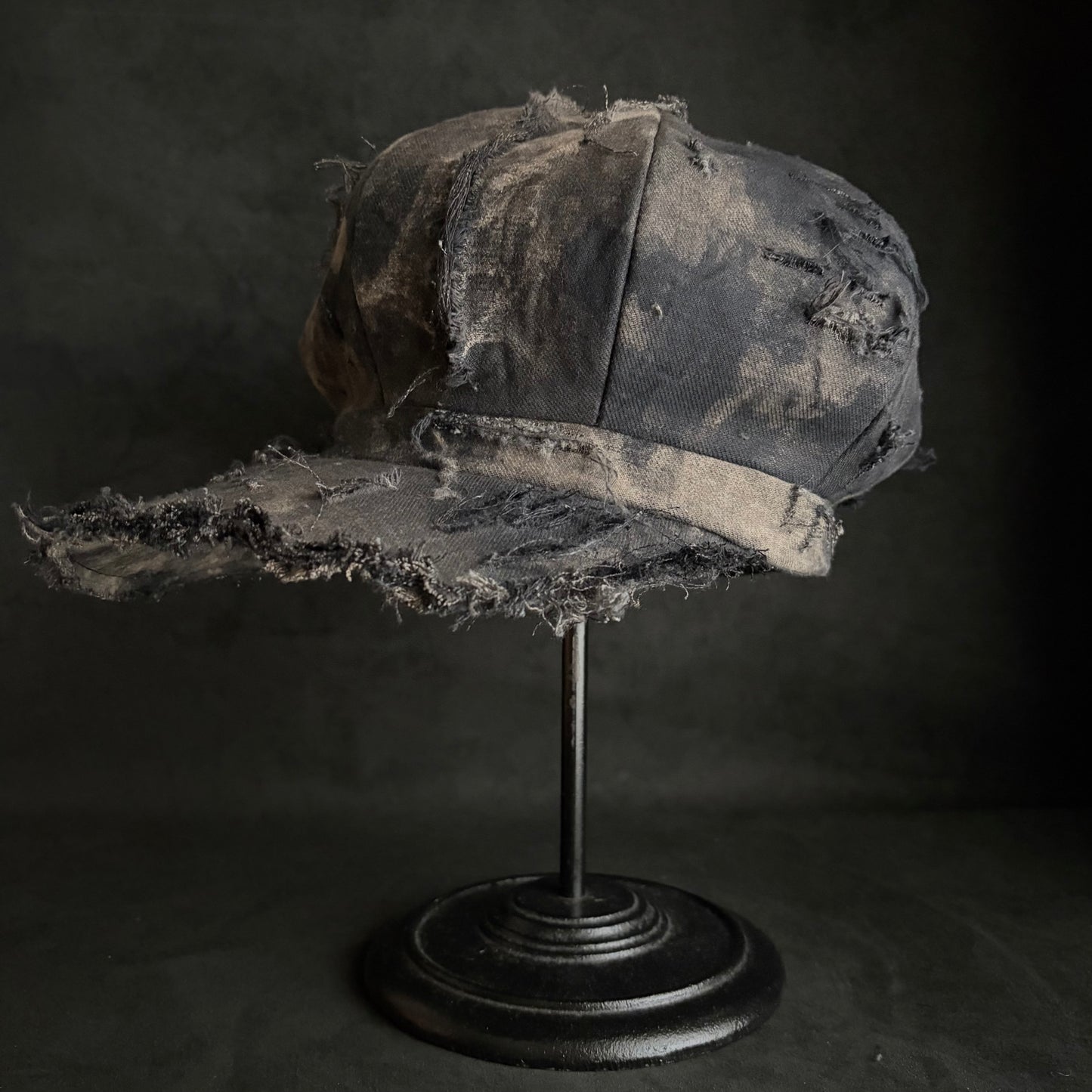 Hard damage bleach denim casquette