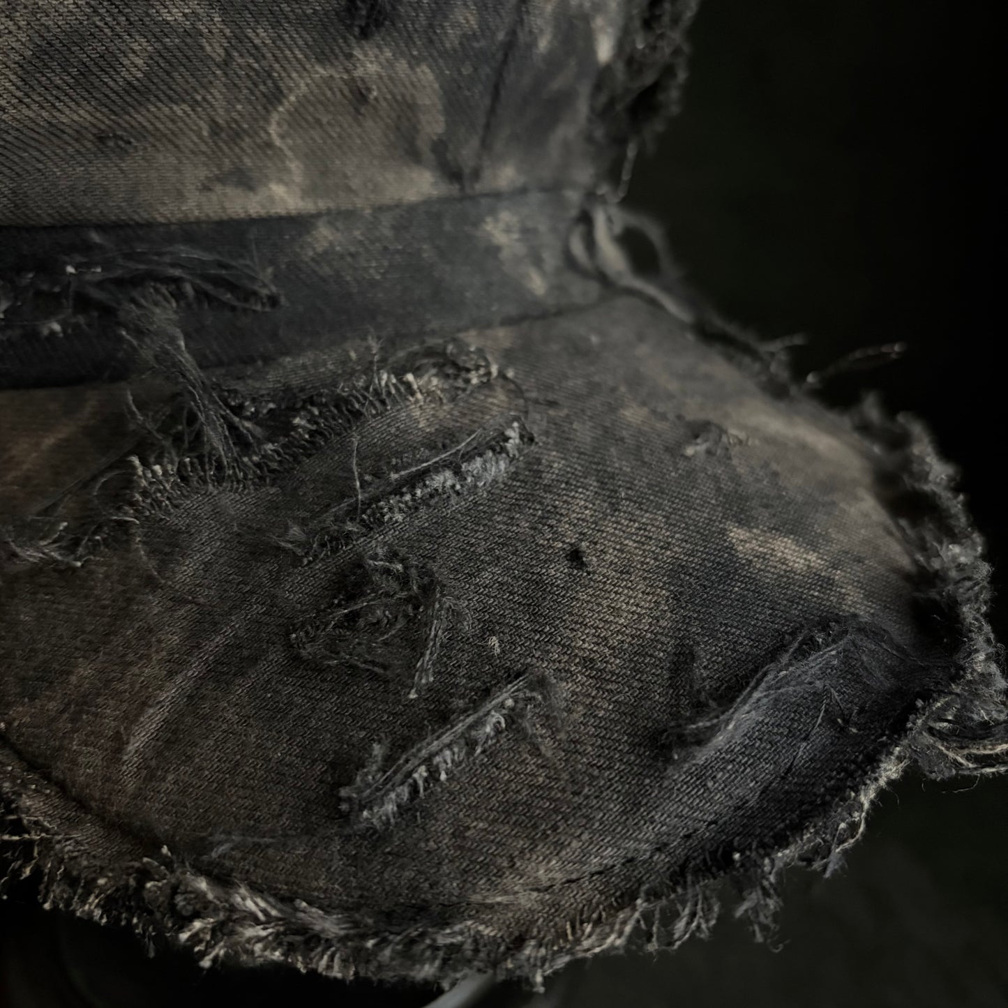 Hard damage bleach denim casquette