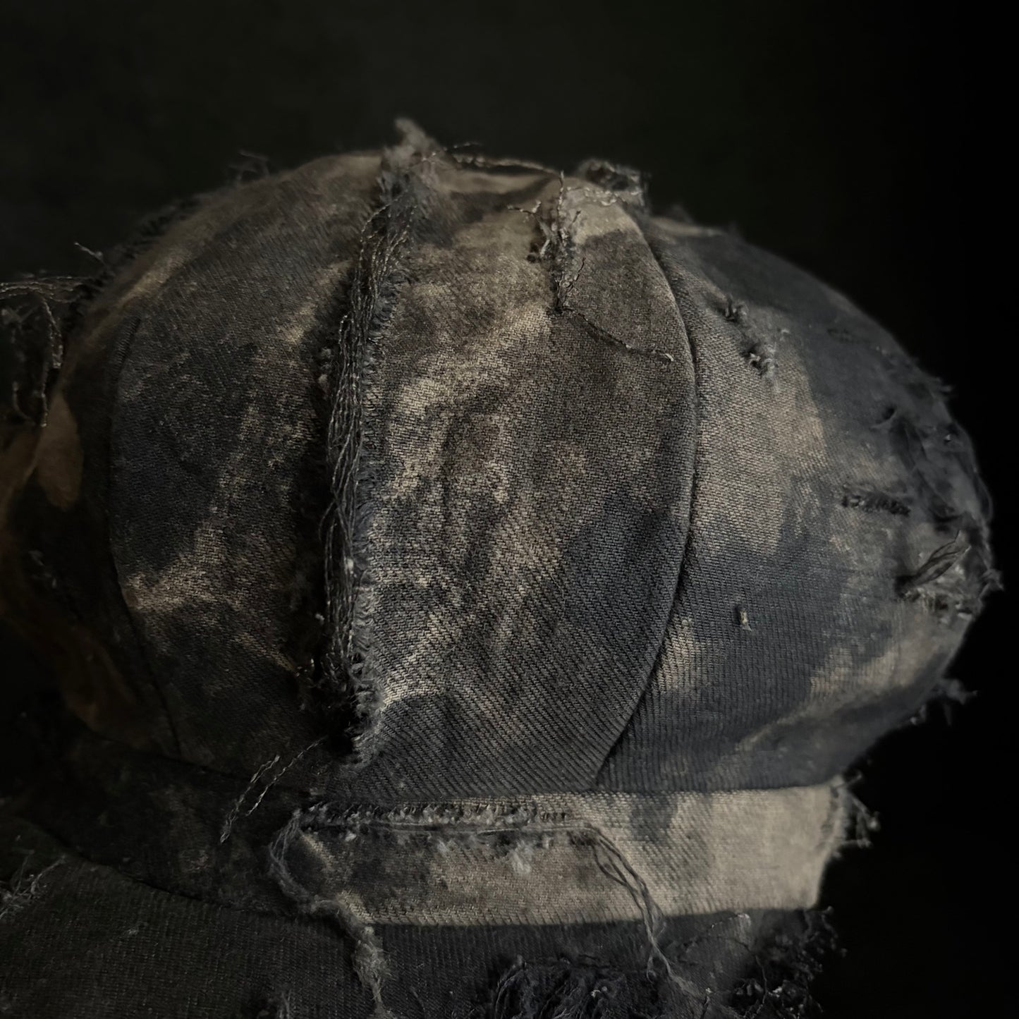 Hard damage bleach denim casquette