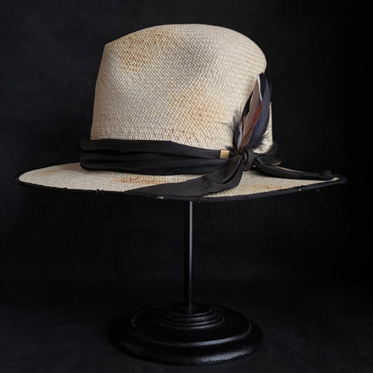 Calm burned panama hat