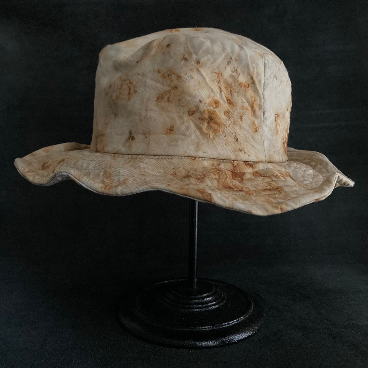 Rust messy bucket hat