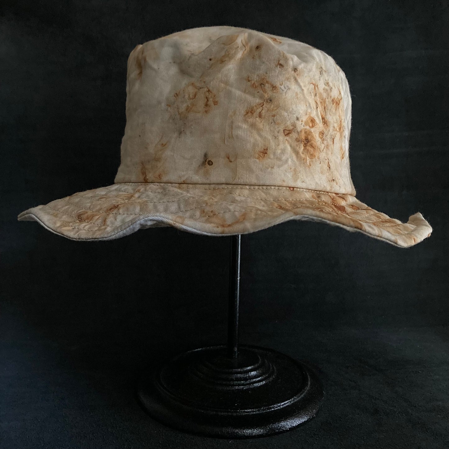 Rust messy bucket hat