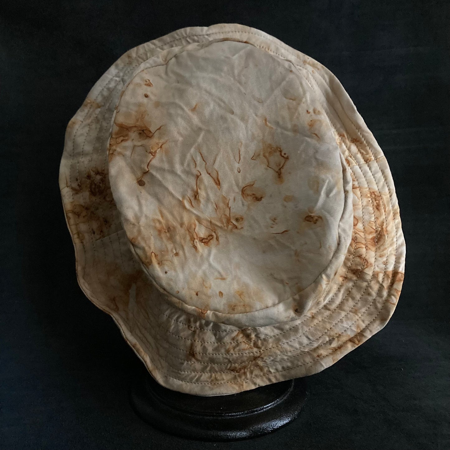 Rust messy bucket hat