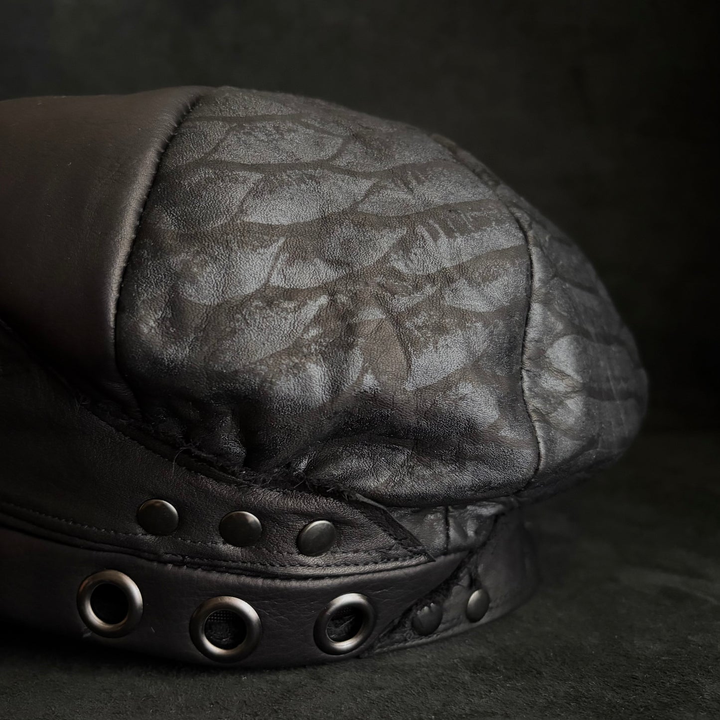 [ Shohei Takamiya × triangles hat ] Re-hard rock leather casquette