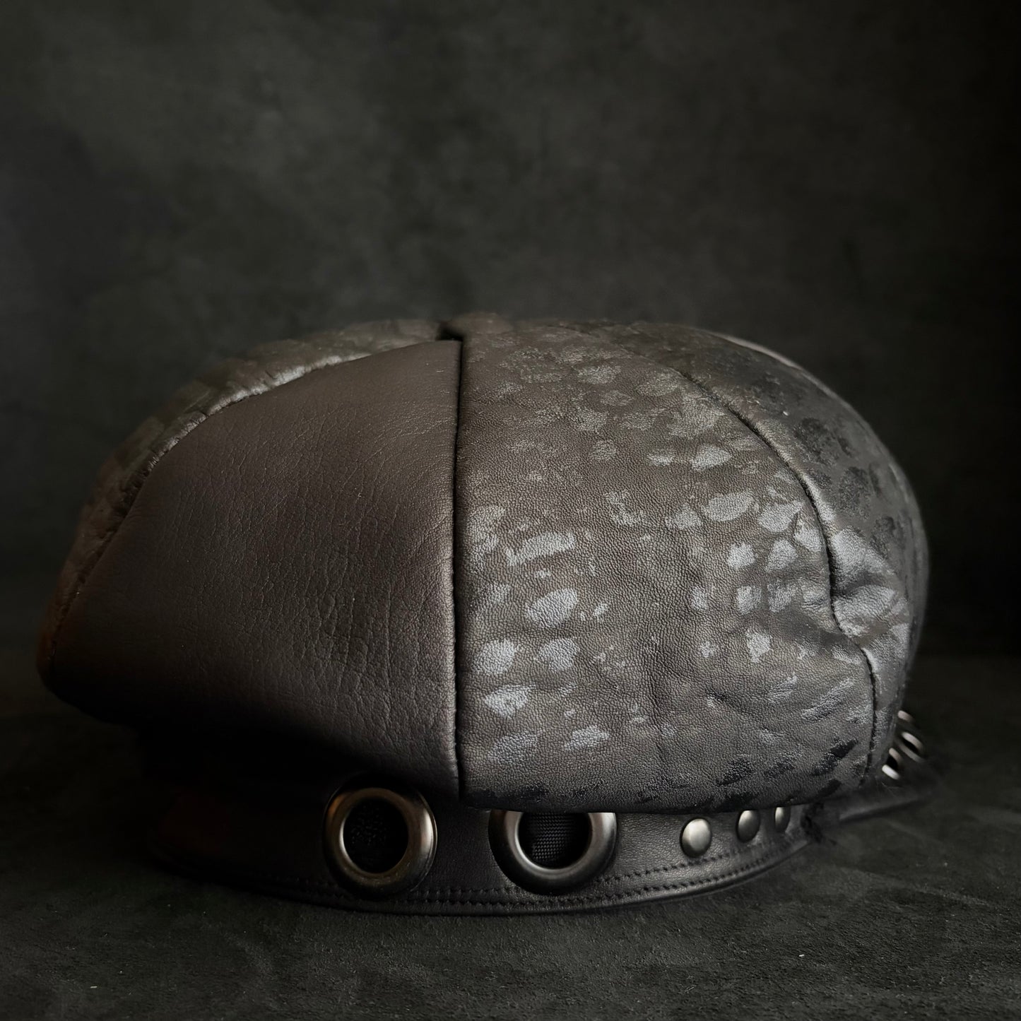 [ Shohei Takamiya × triangles hat ] Re-hard rock leather casquette