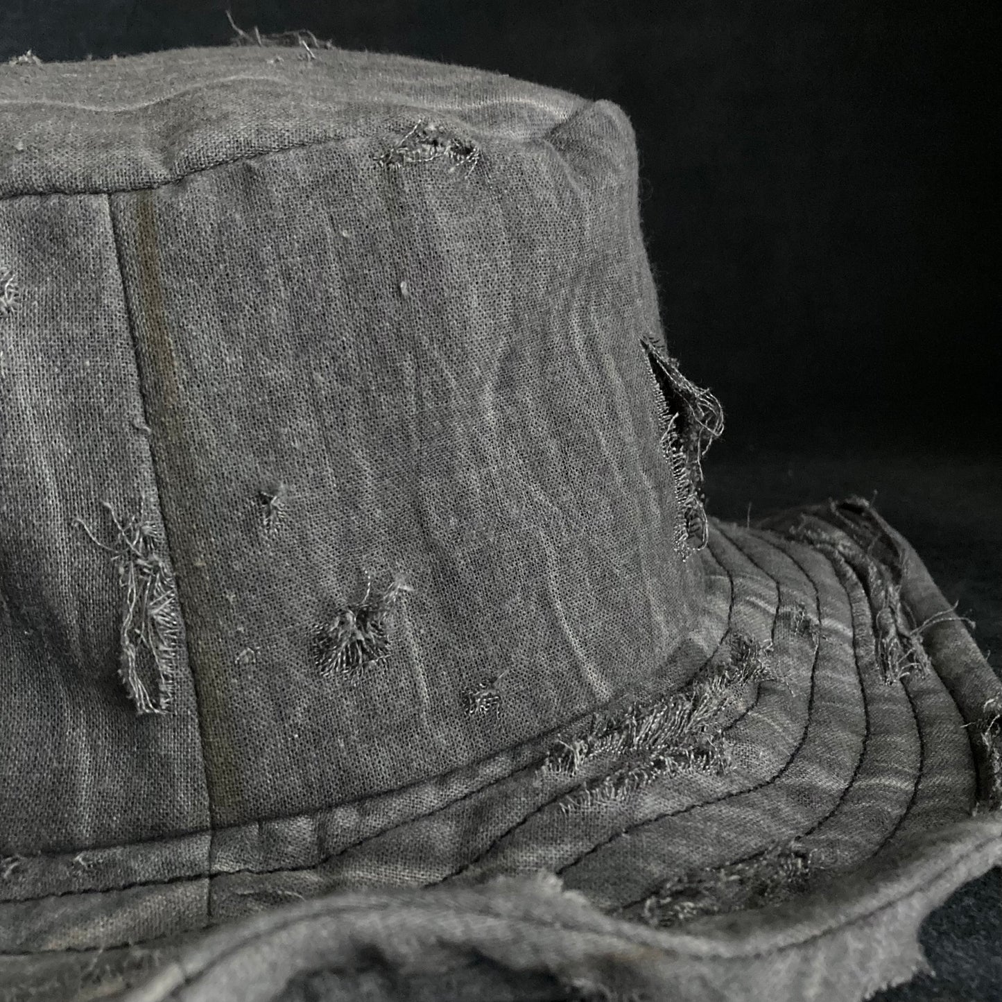 Sumi zome damage bucket hat