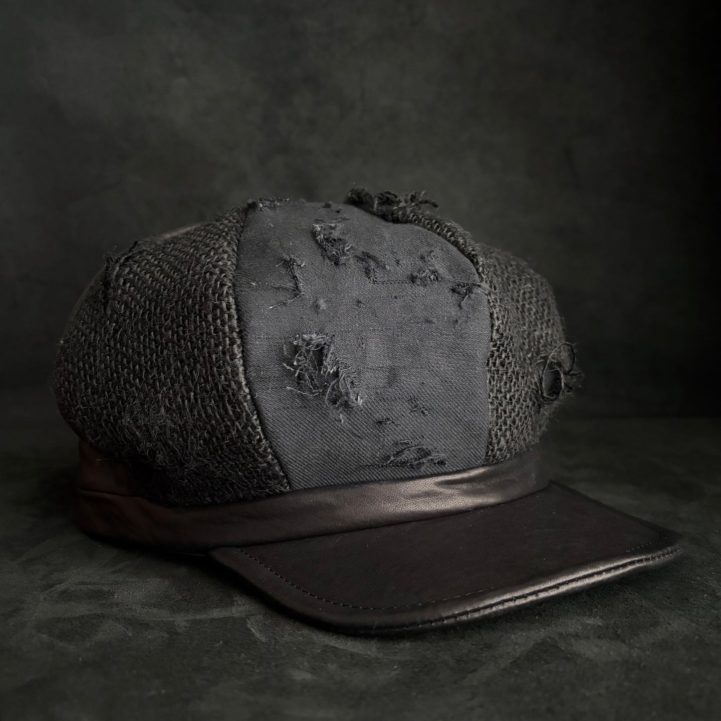 Black jute scrabble damage casquette (brim with core)