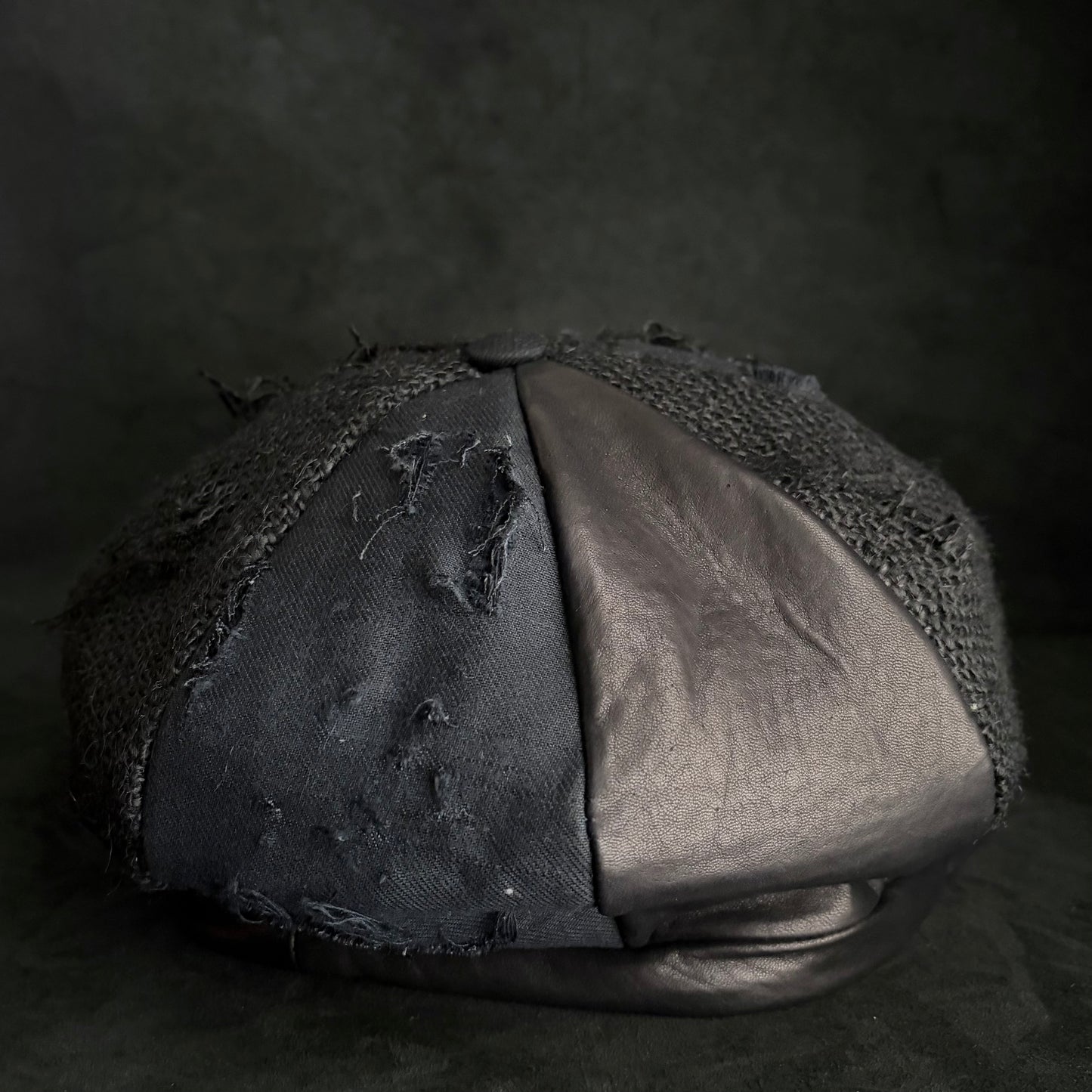 Black jute scrabble damage casquette (brim with core)