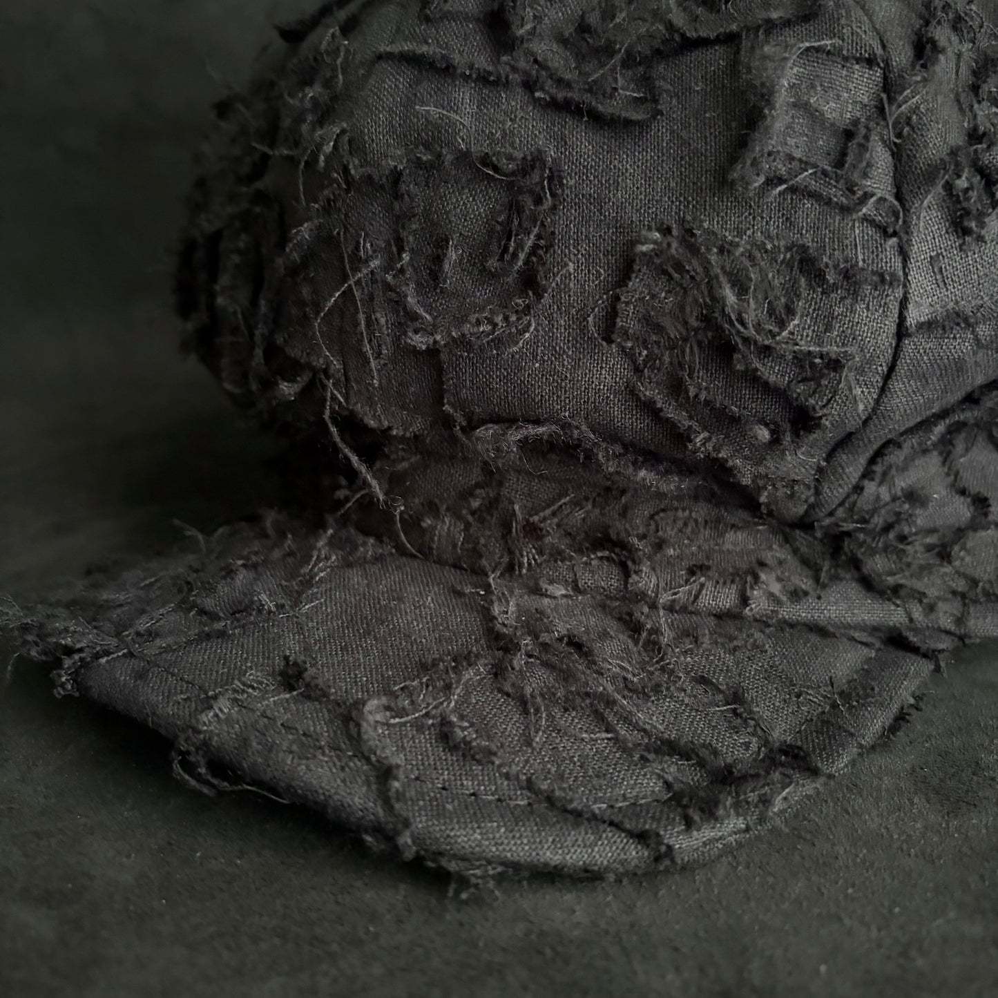 Black linen loop patch work casquette