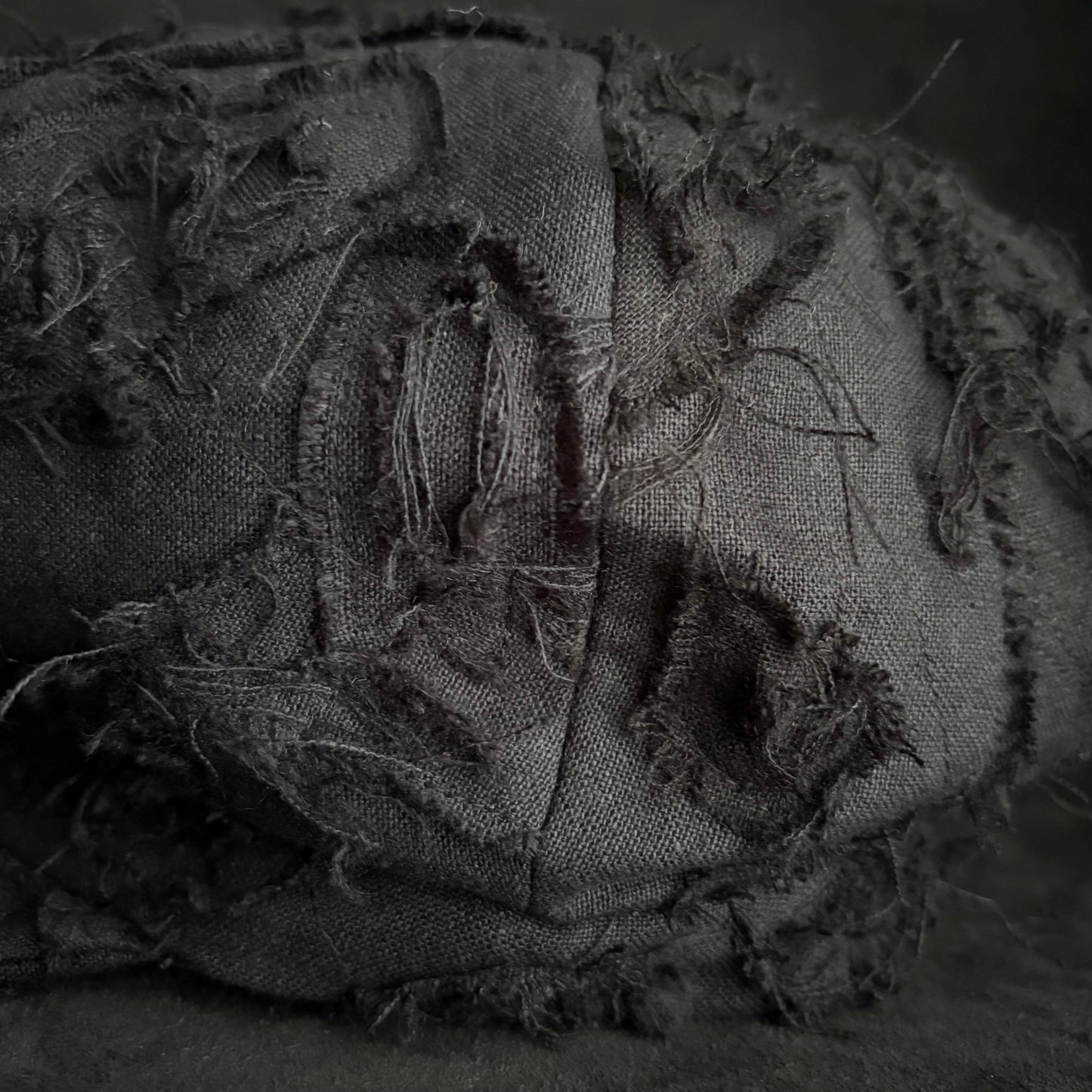 Black linen loop patch work casquette