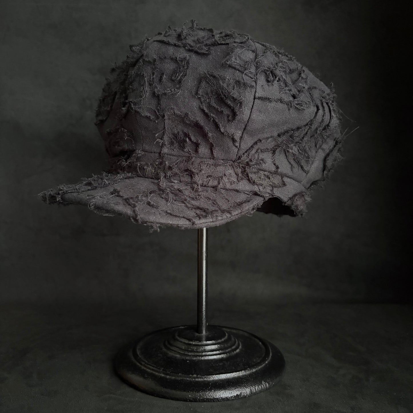 Black linen loop patch work casquette