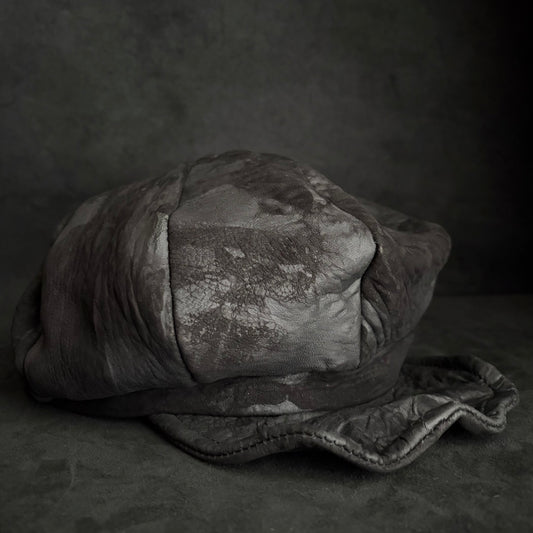 Black  bleached solid casquette