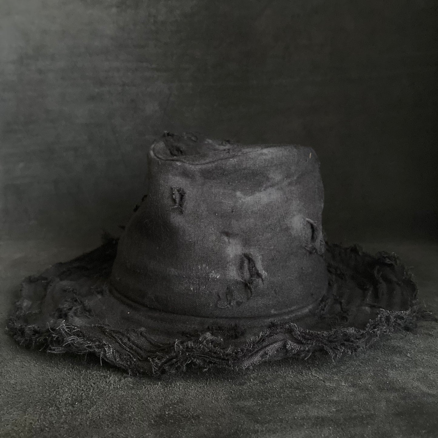 Black linen damage dirt  fedora hat