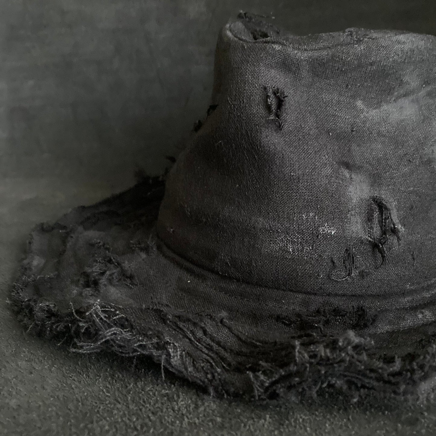Black linen damage dirt  fedora hat