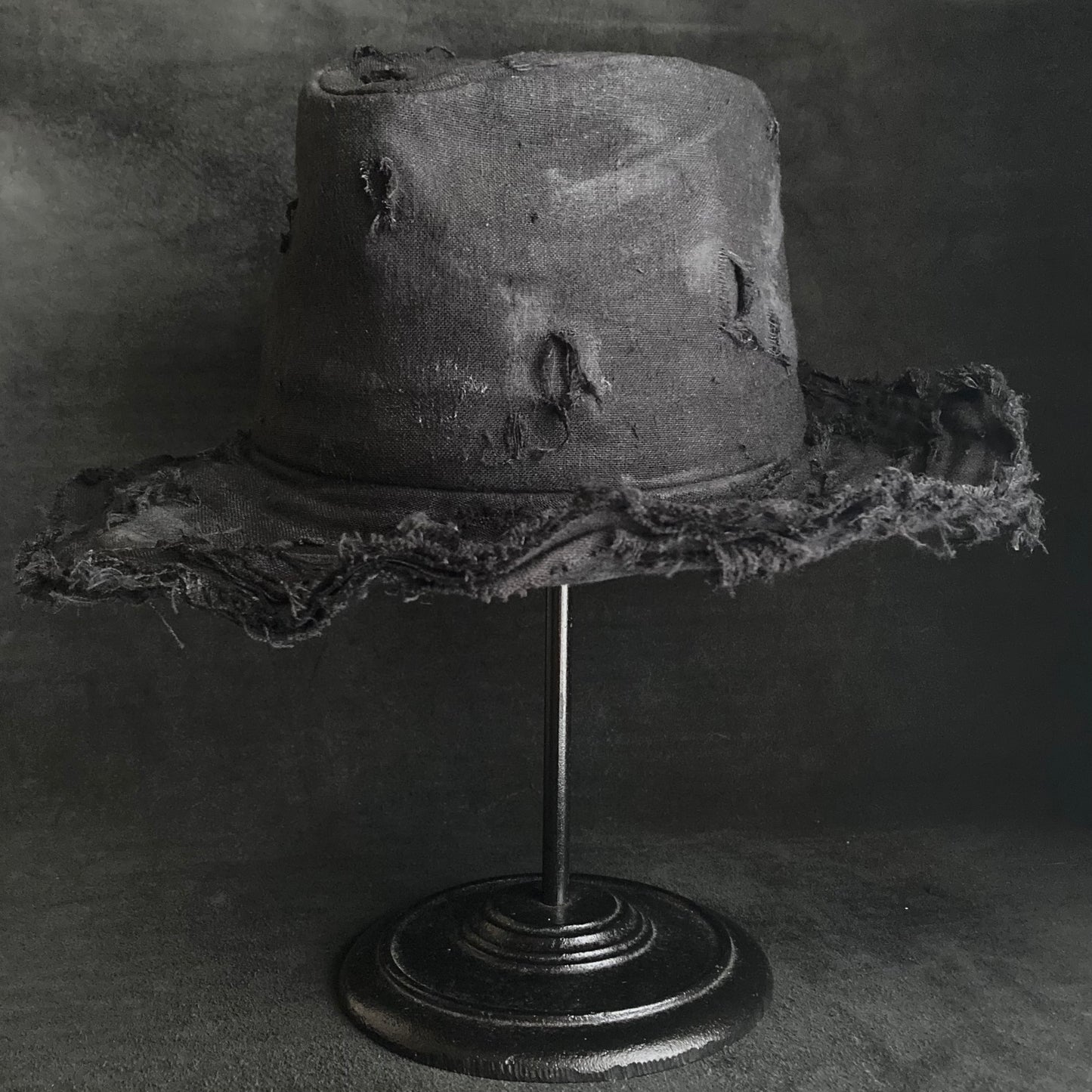 Black linen damage dirt  fedora hat