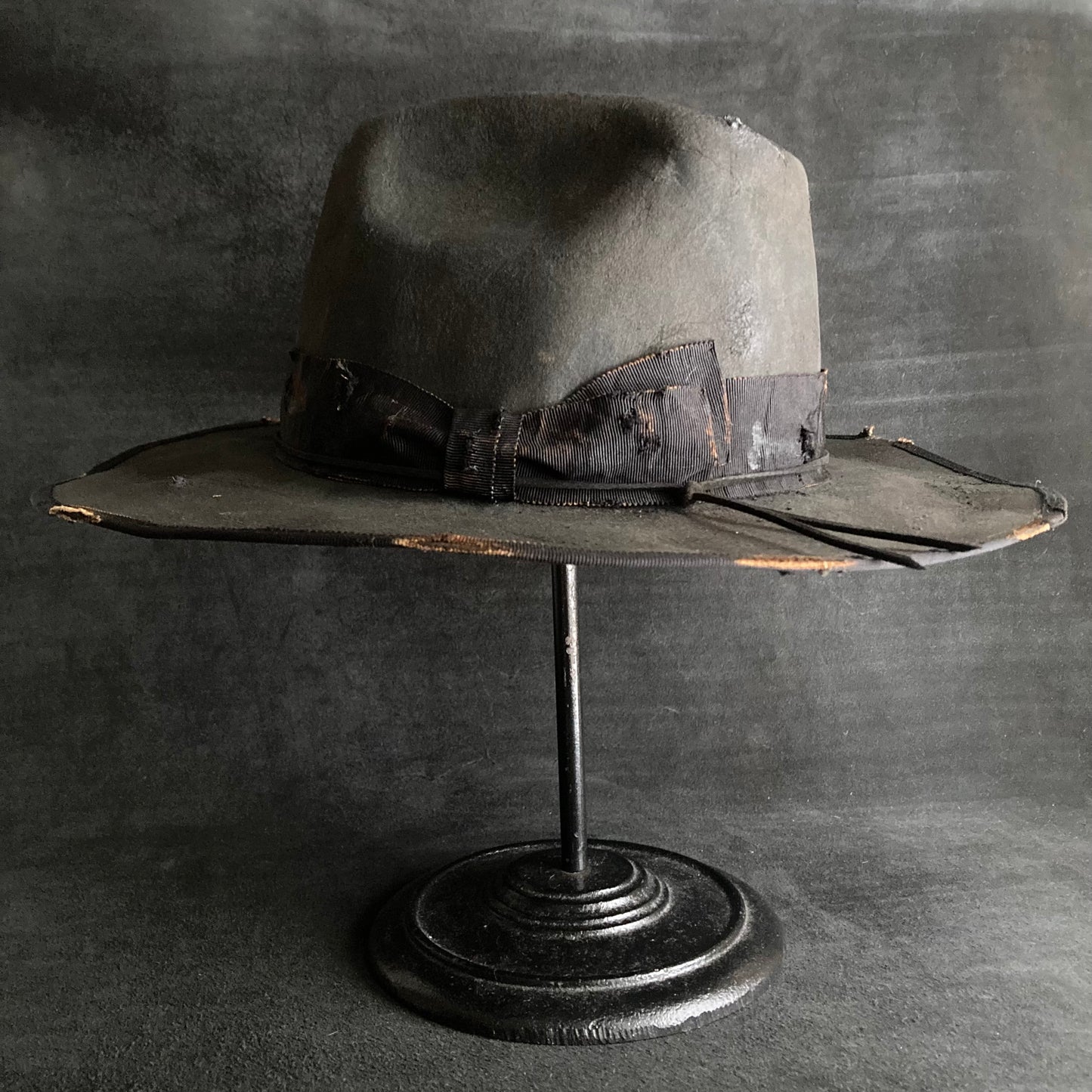 Charcoal burnt ribbon western hat