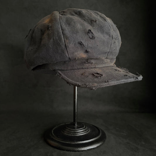 Black linen burned casquette