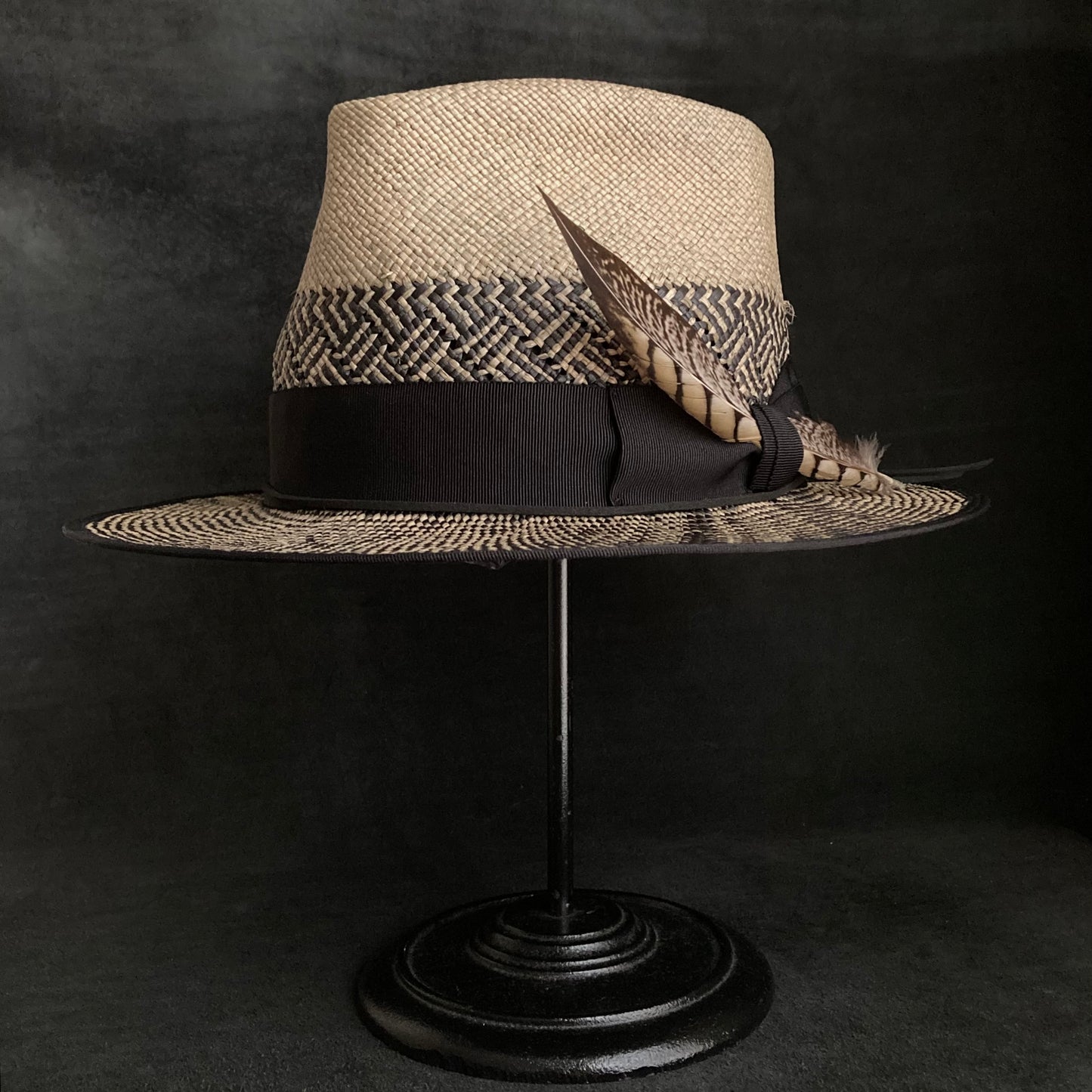 Bitter old pattern fedora hat