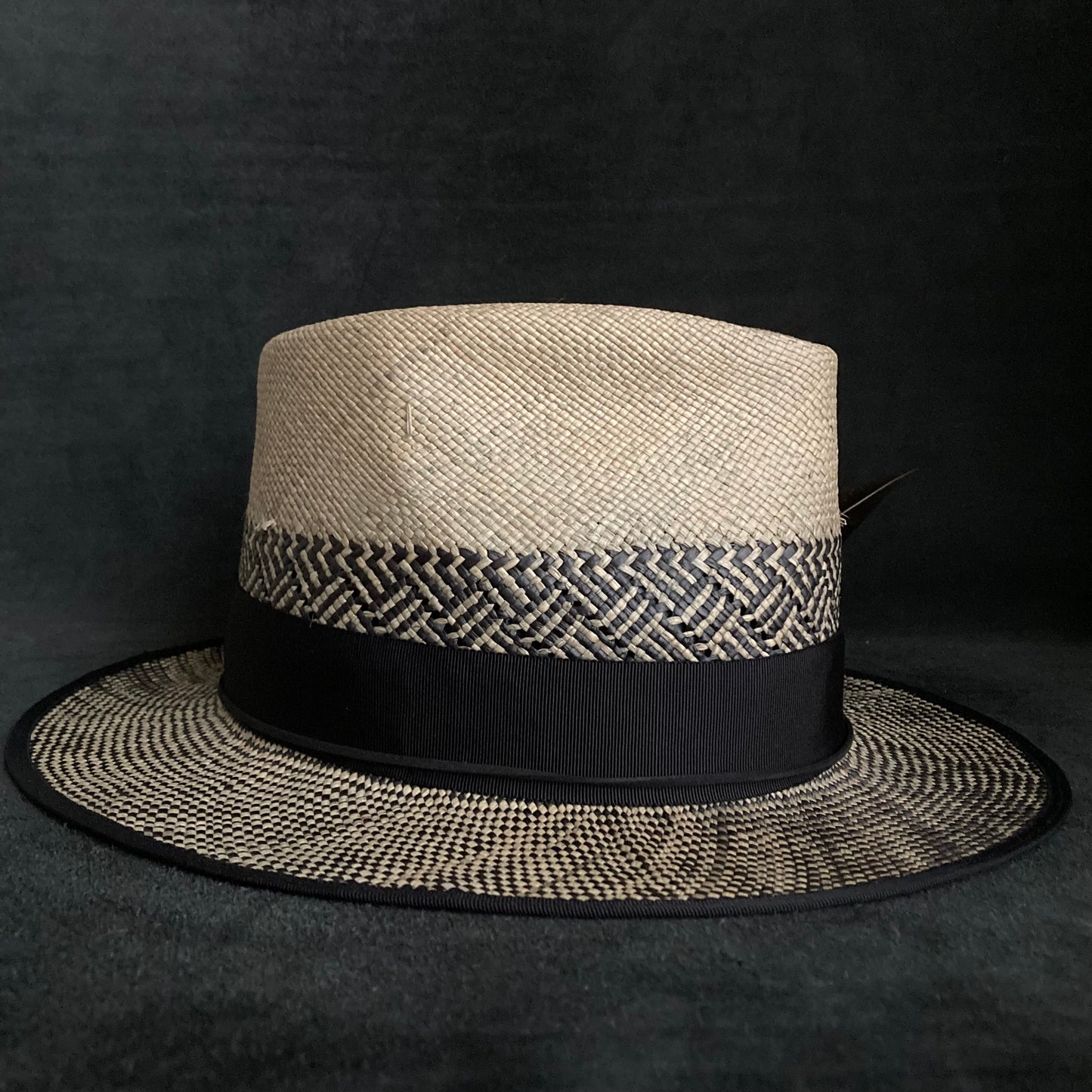 Bitter old pattern fedora hat