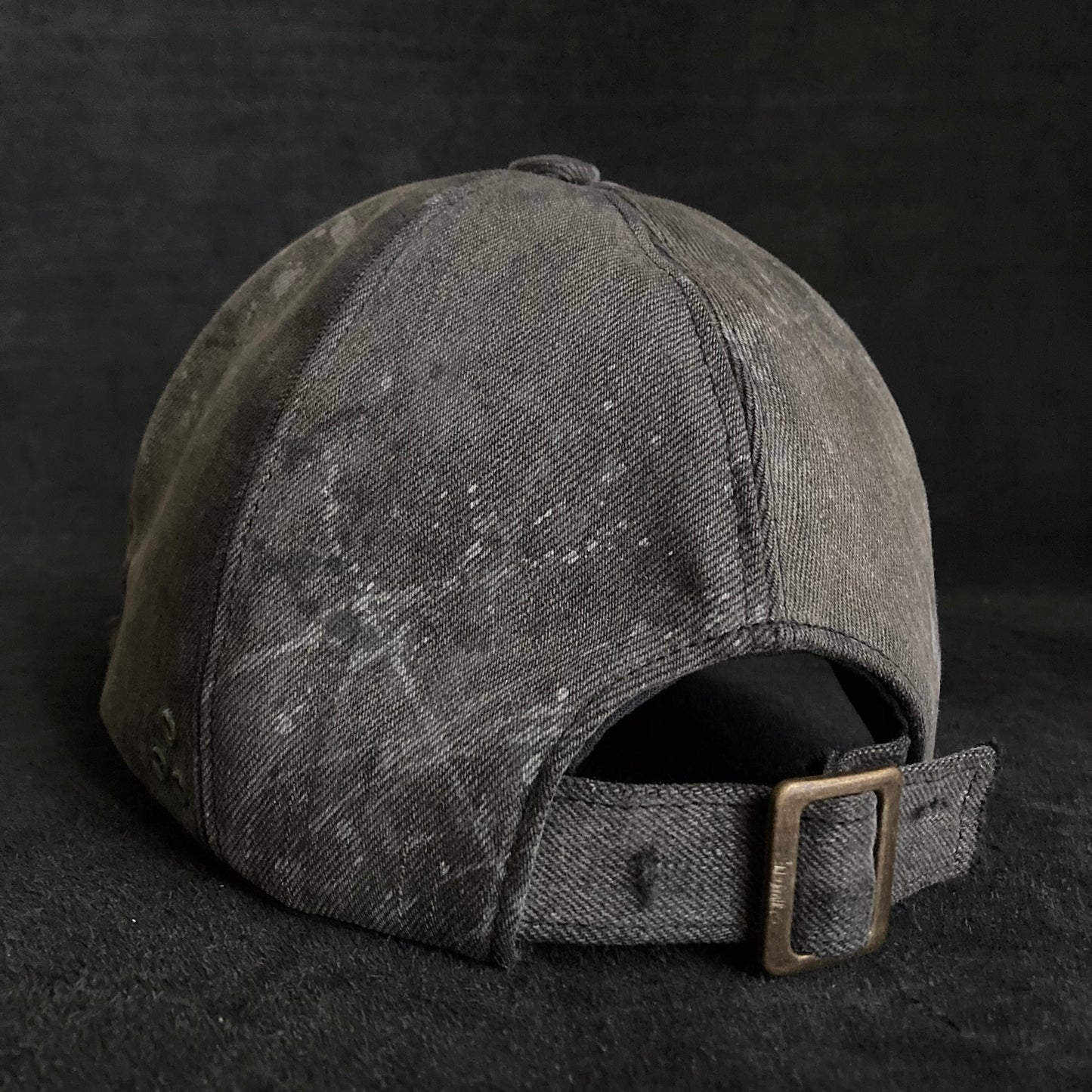 Reserved item (Cracked leather star 6panel cap )