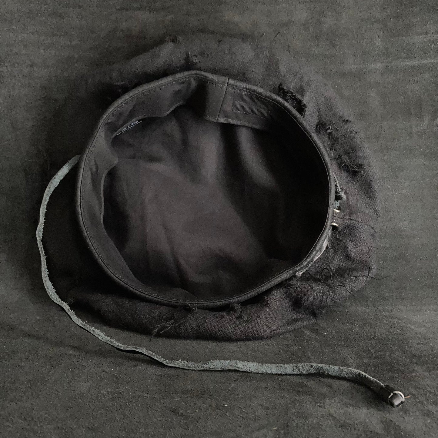 Black  linen leather strap beret