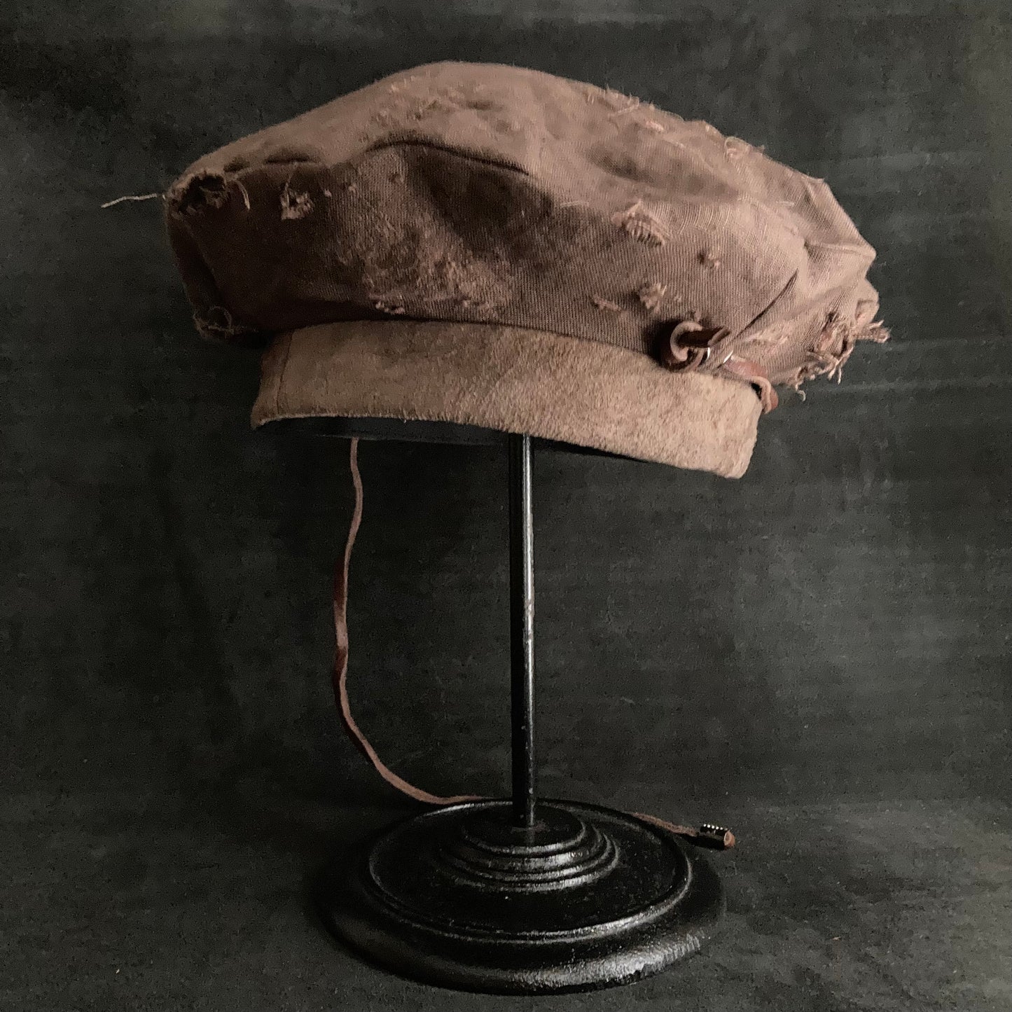 Brown  linen leather strap beret