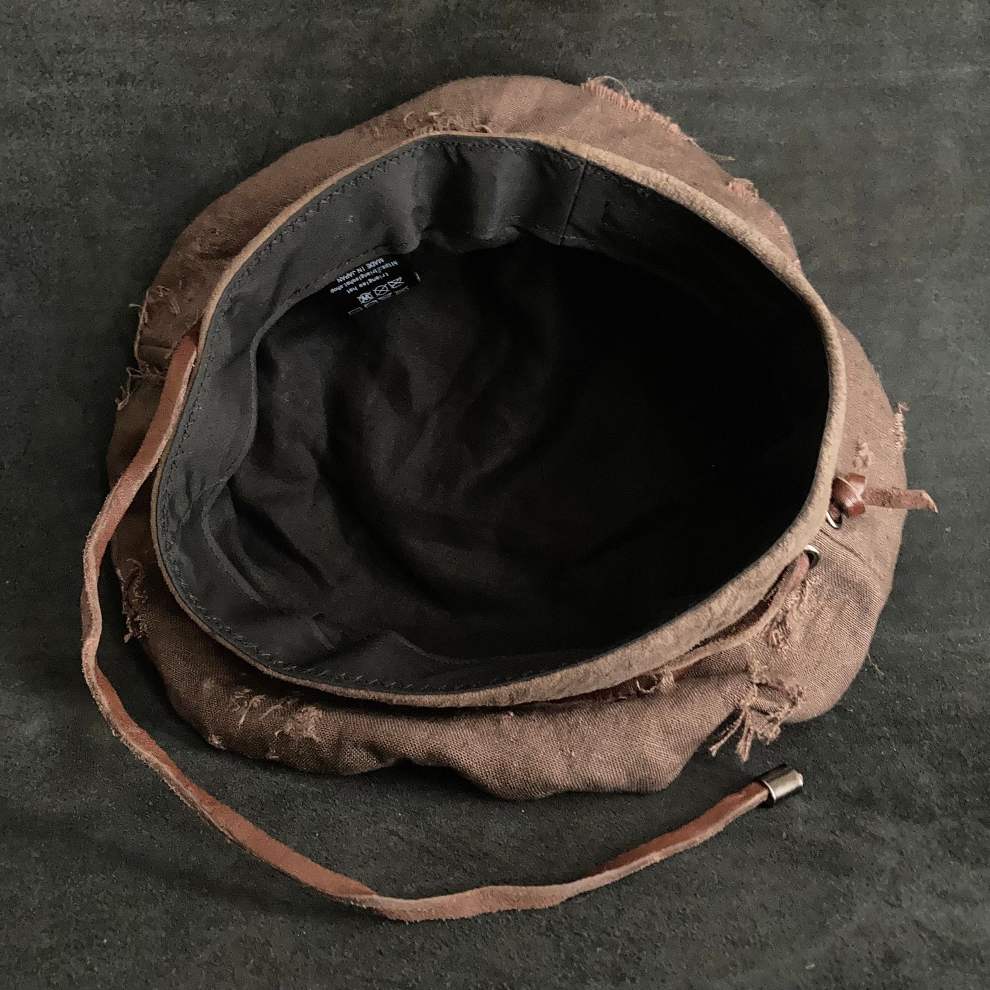 Brown  linen leather strap beret