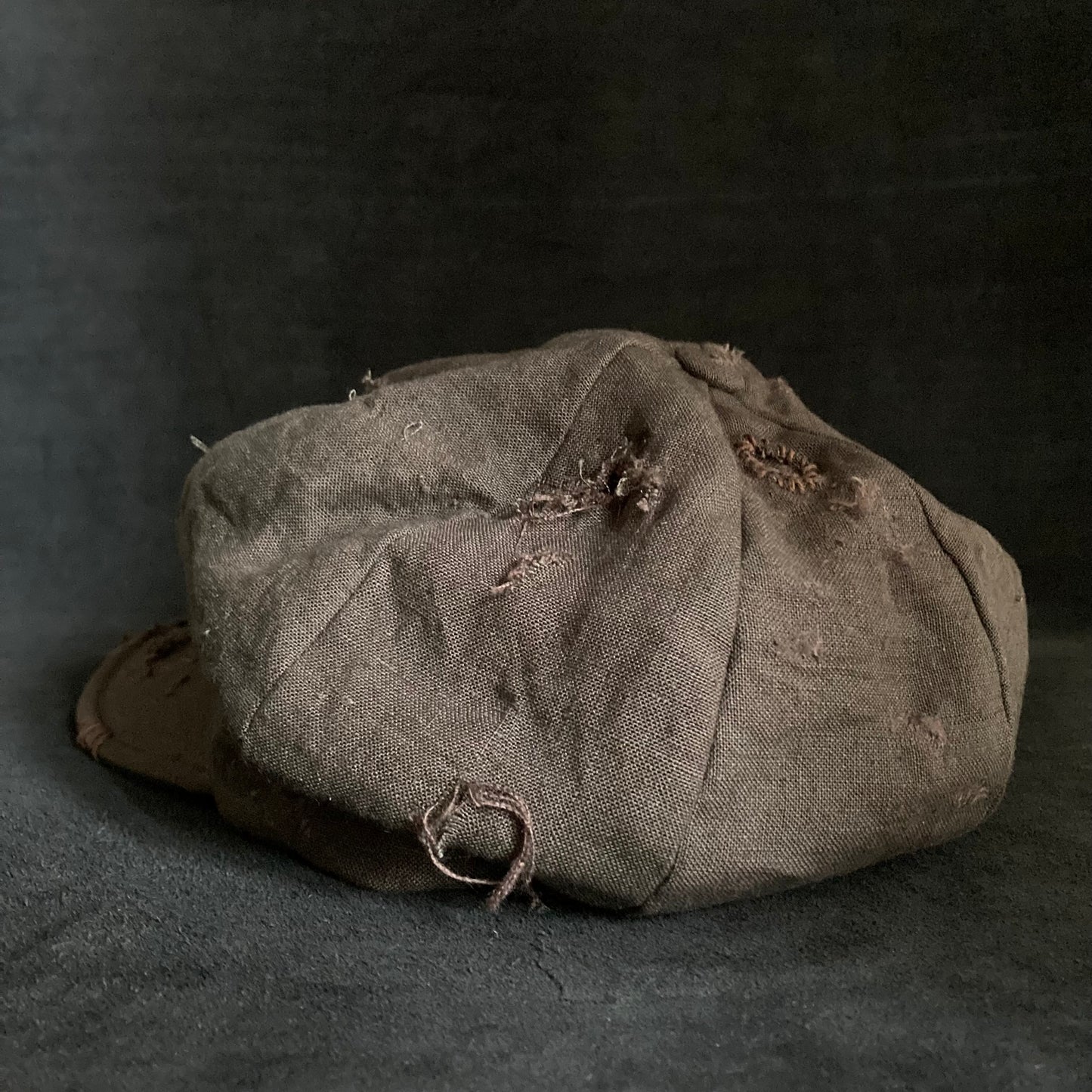 Brown khaki linen damage  casquette(brim core)