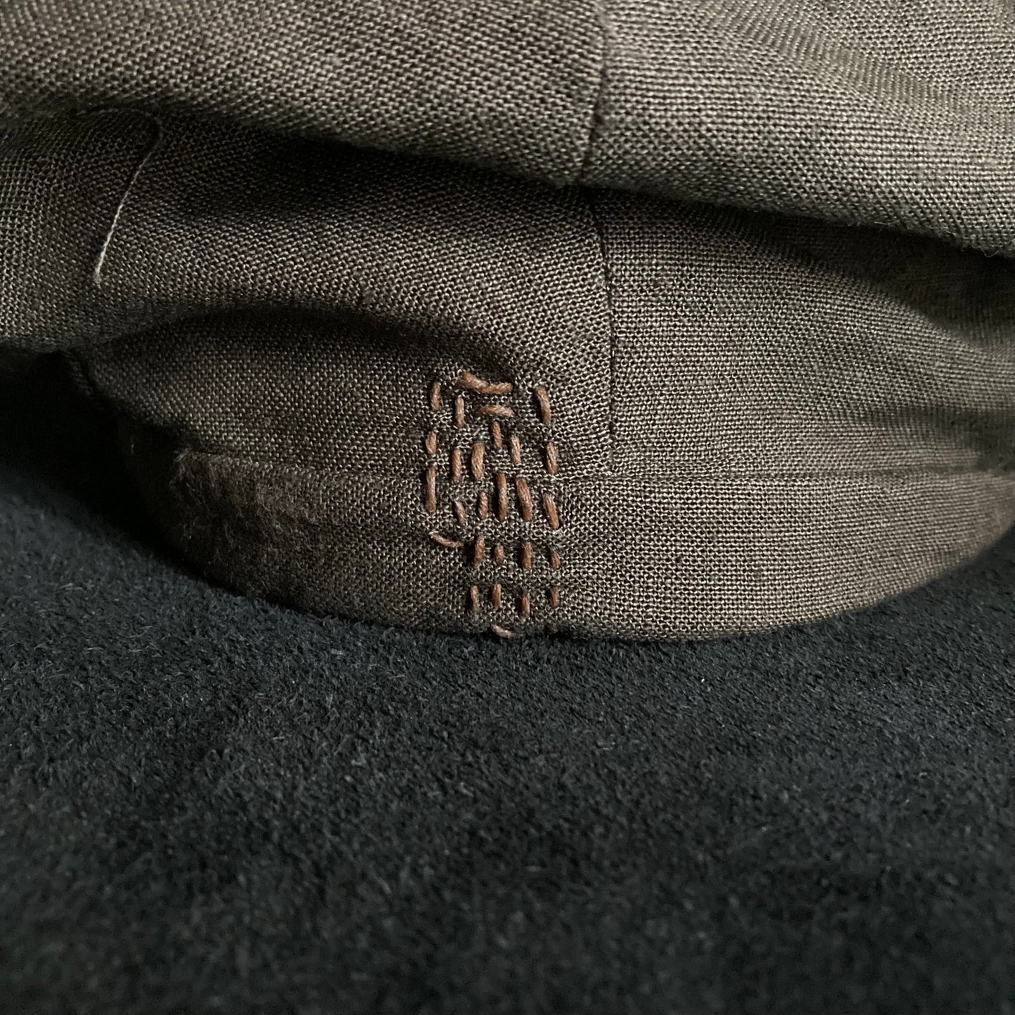 Brown khaki linen damage  casquette(brim core)