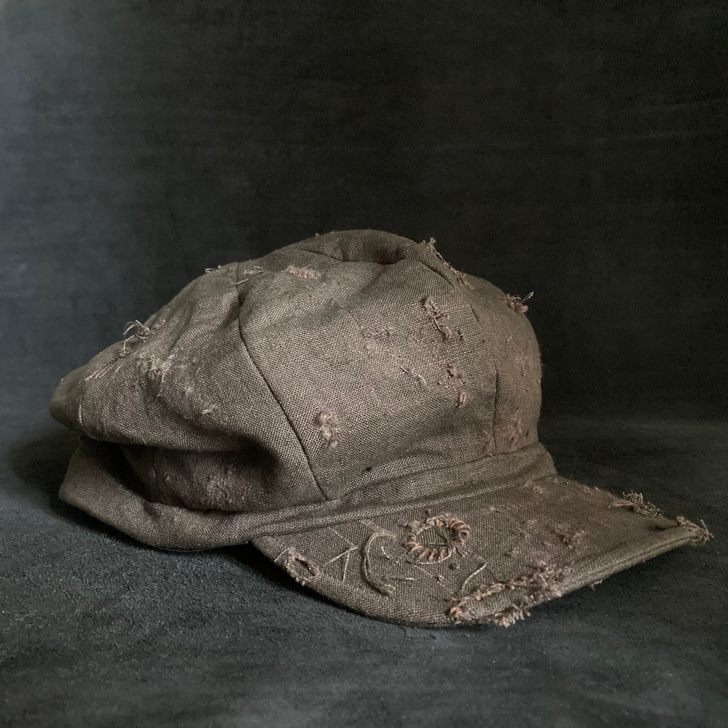 Brown khaki linen damage  casquette(brim core)