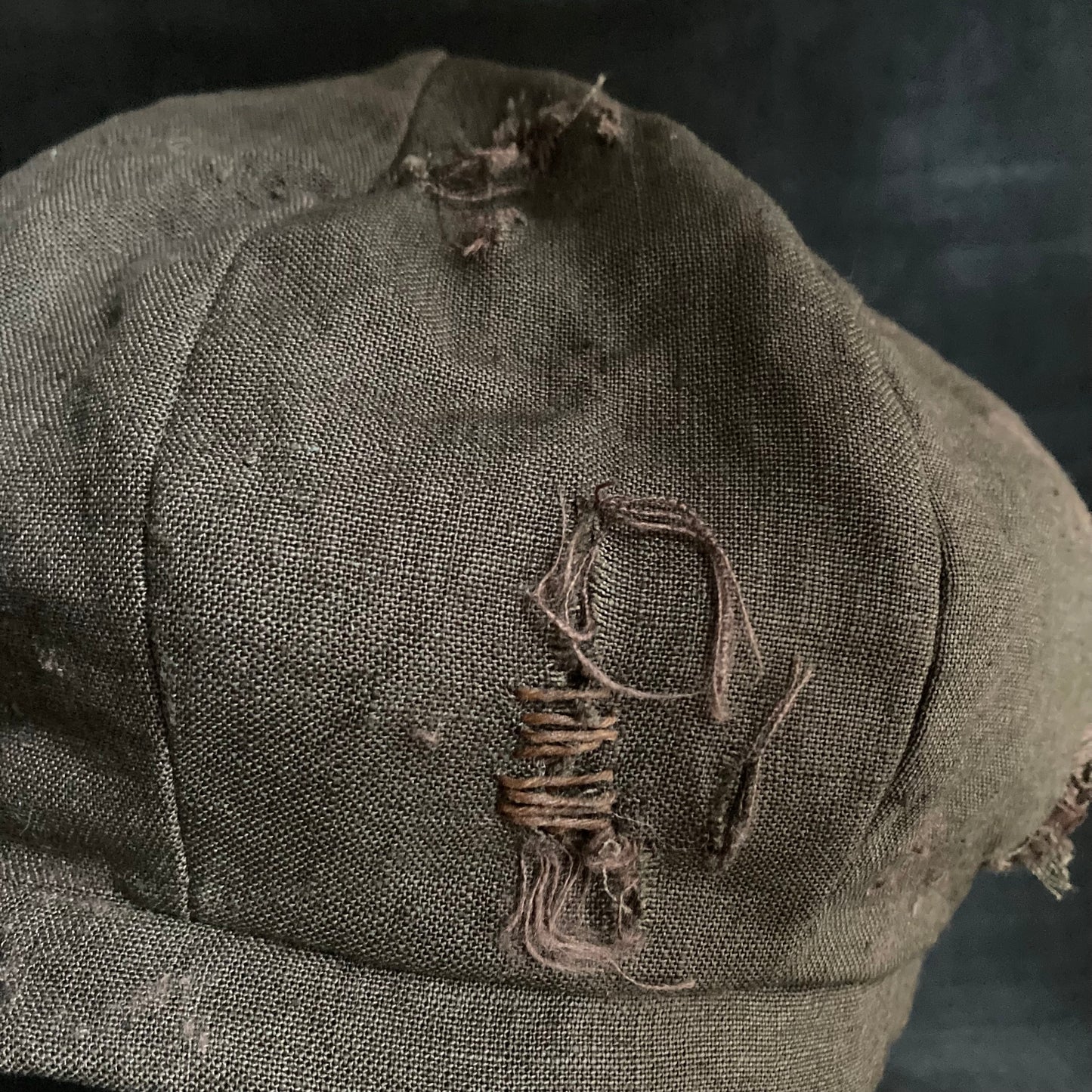 Brown khaki linen damage  casquette(brim core)